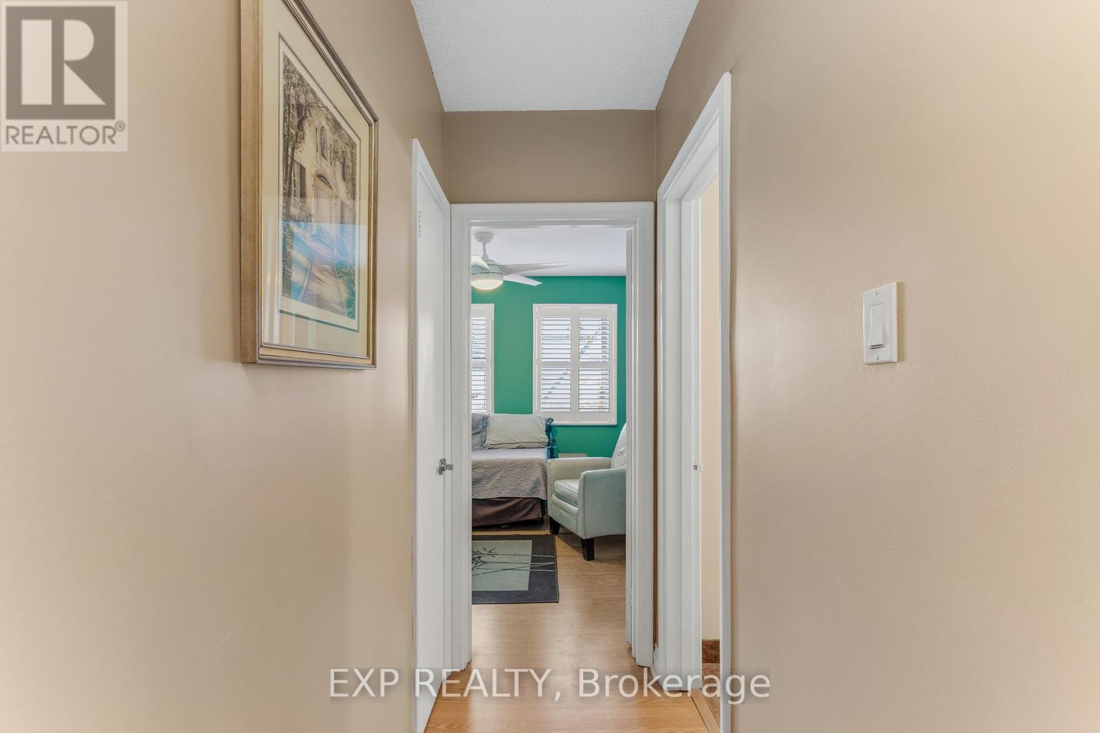 #302 38 CHARLTON AVENUE W - 14
