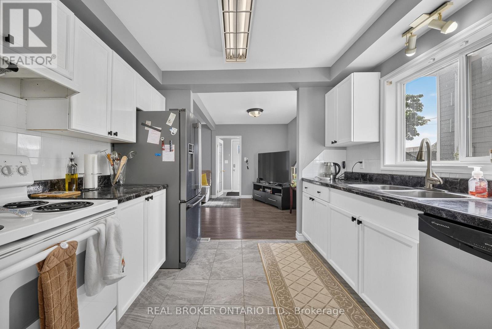 22 EDITH STREET - 6