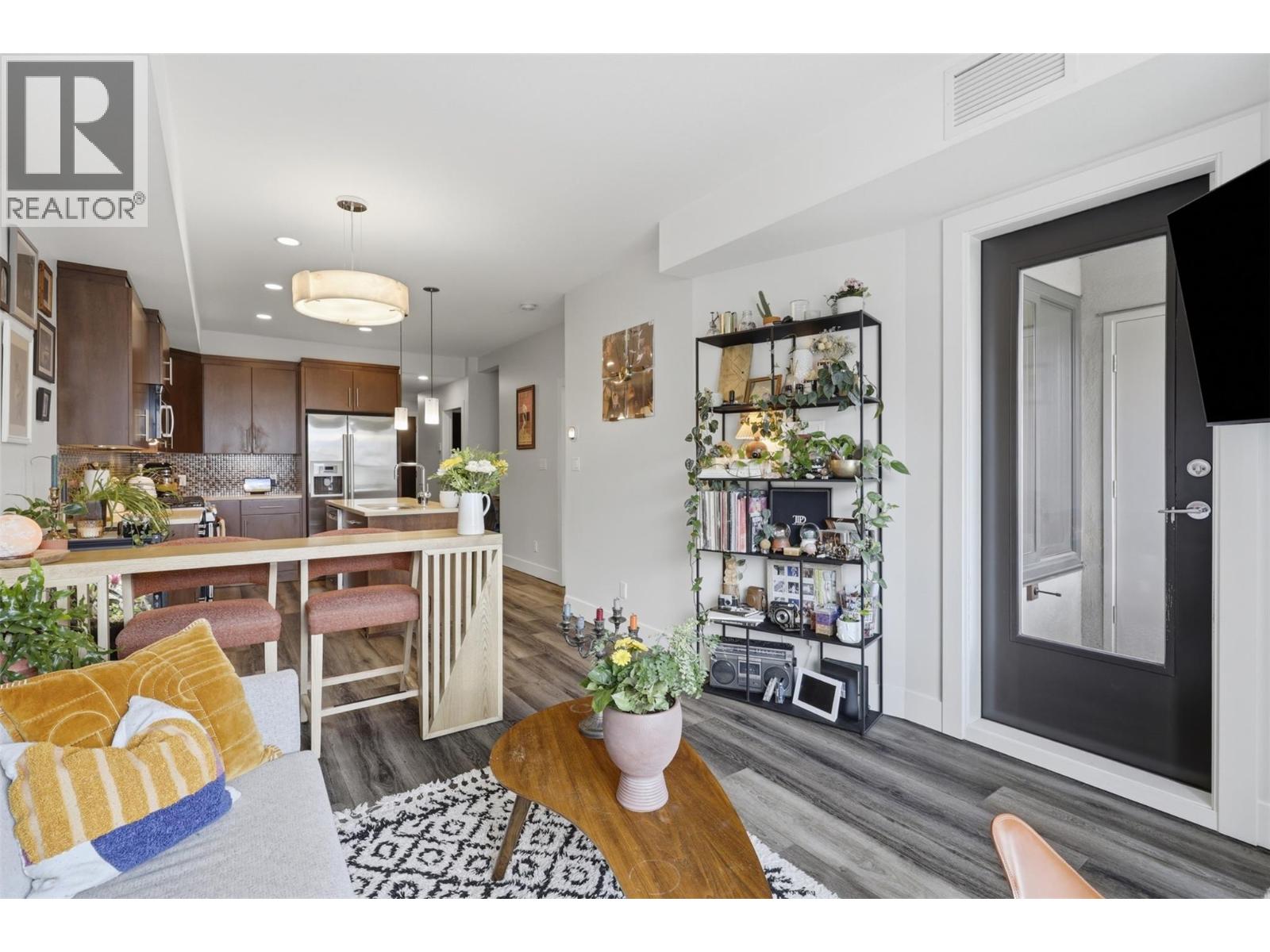 #201 460 5th Avenue - 14