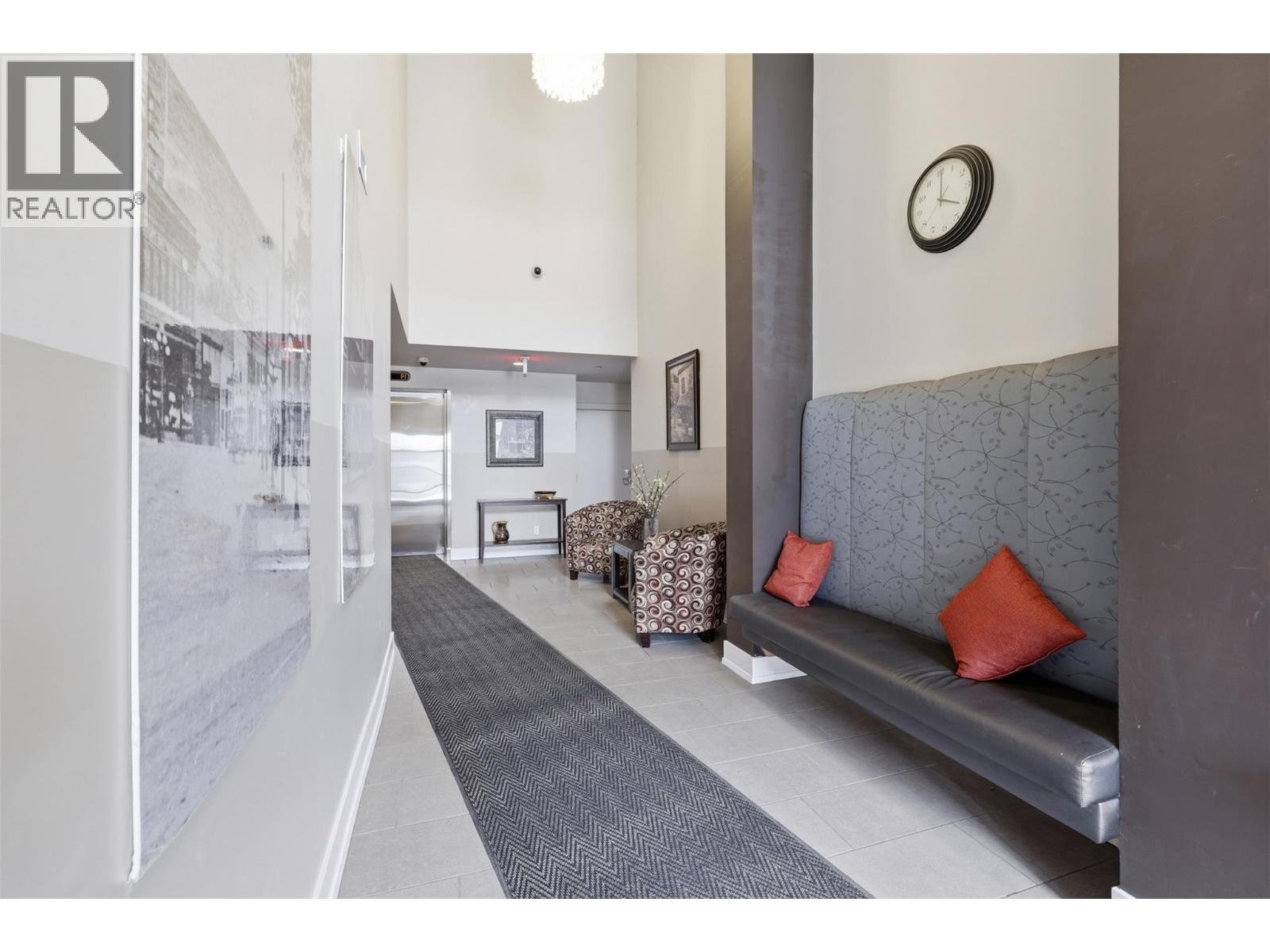 #201 460 5th Avenue - 32