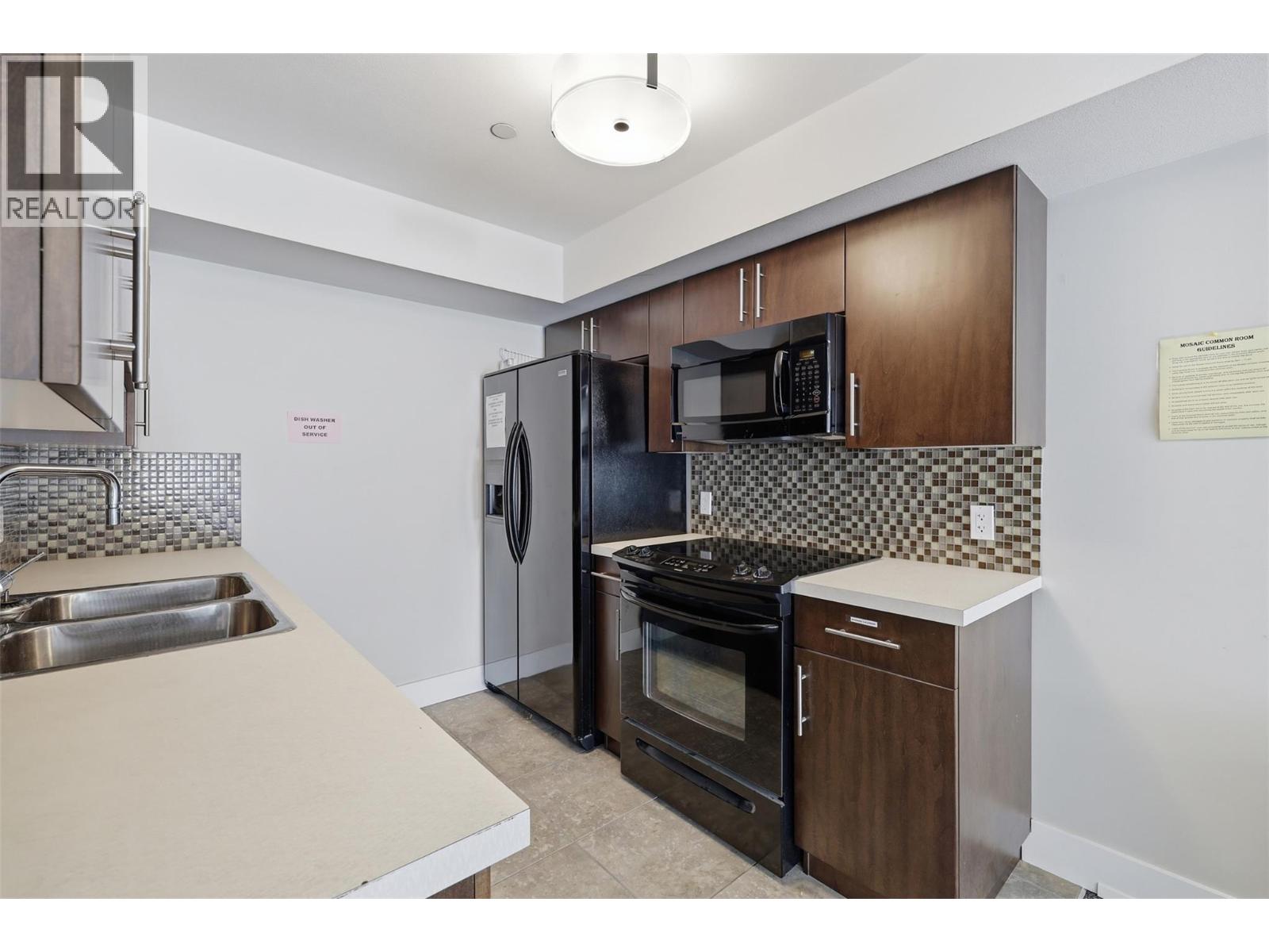 #201 460 5th Avenue - 36