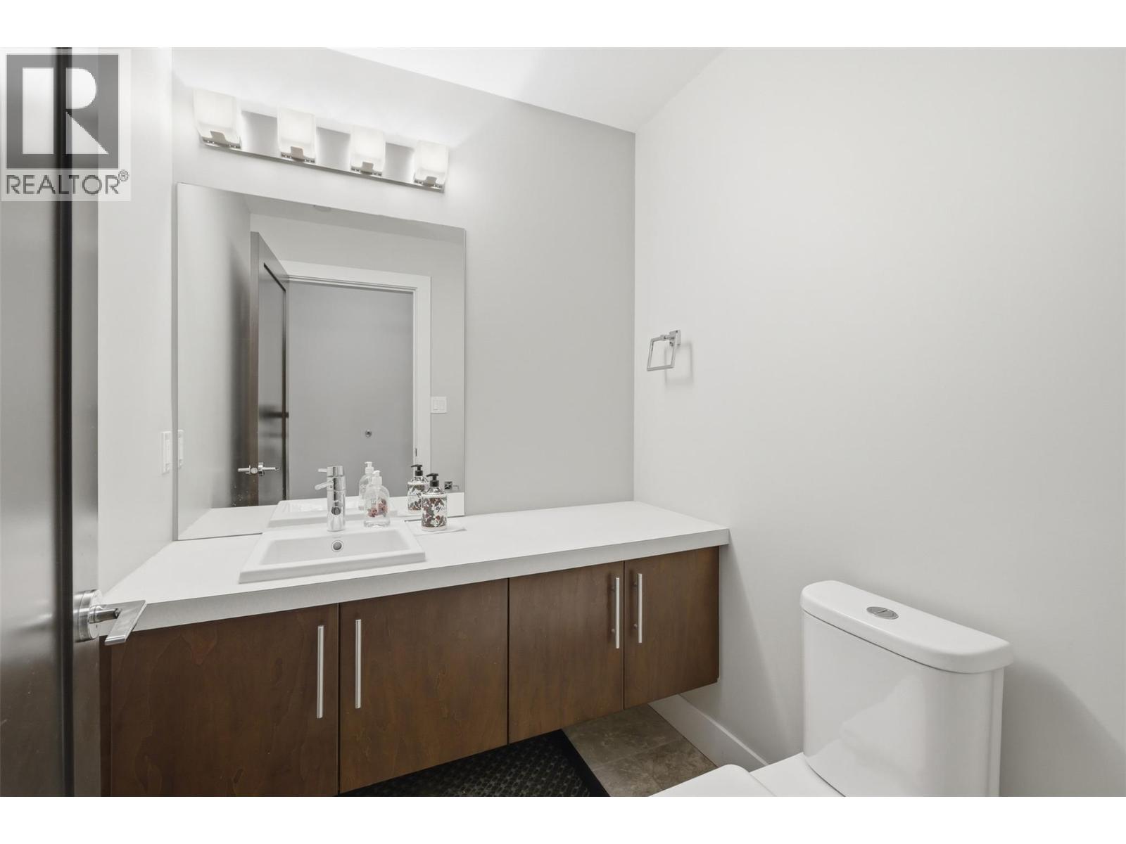 #201 460 5th Avenue - 38