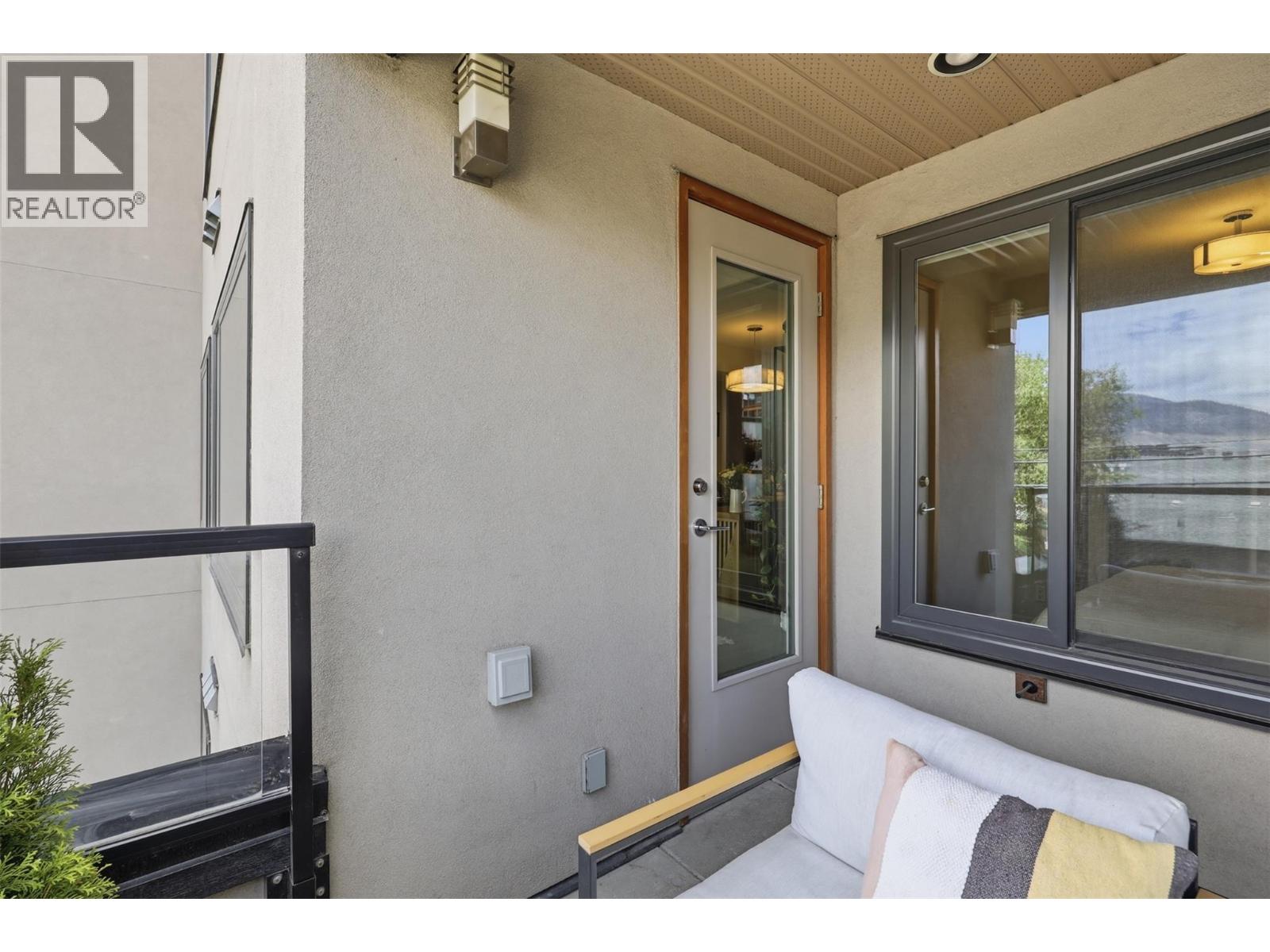 #201 460 5th Avenue - 18