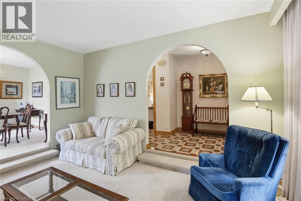 35 AUDUBON Street S - 11