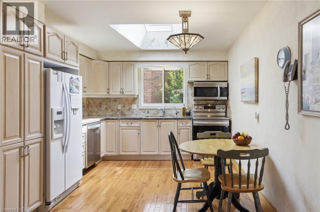 35 AUDUBON Street S - 15