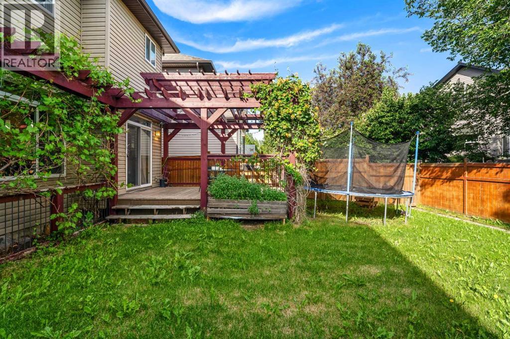 562 Cranston Drive SE - 25