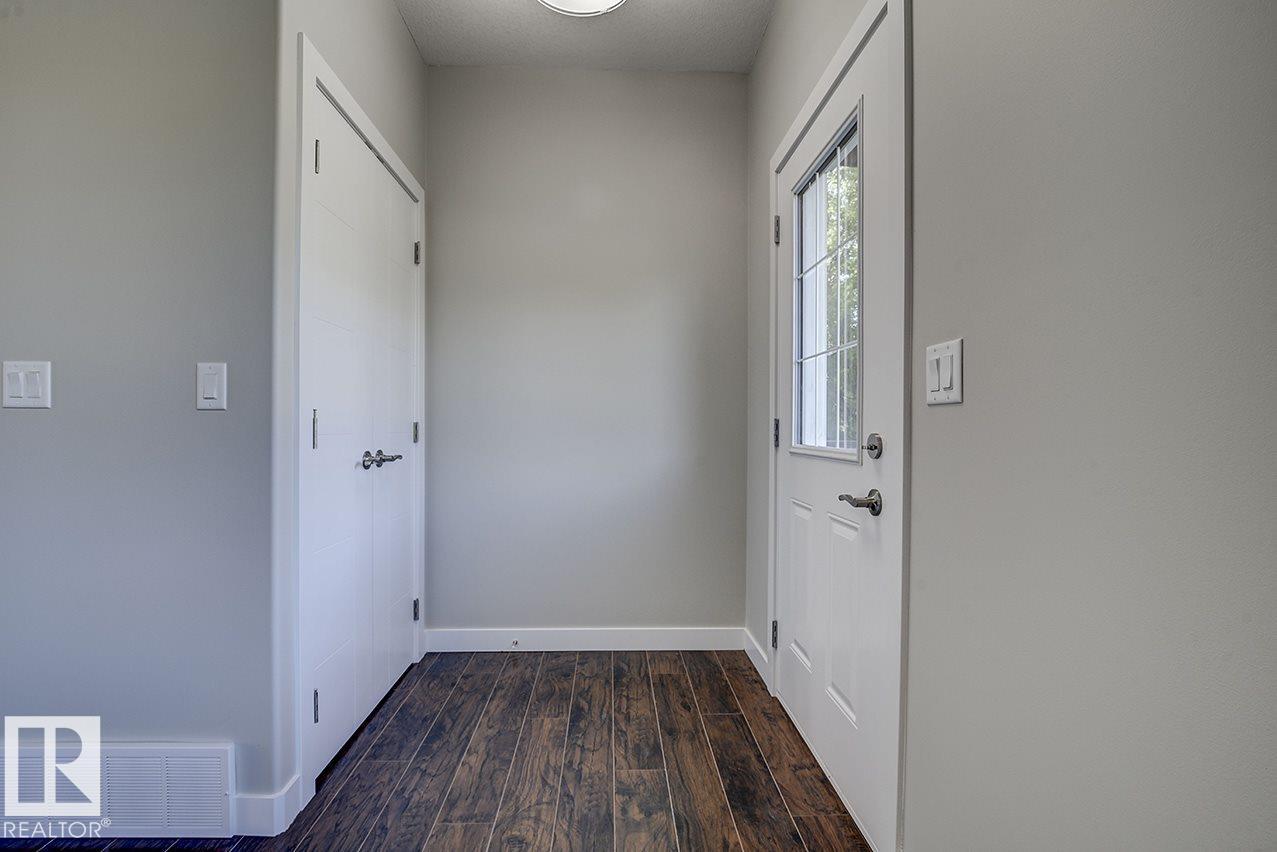 10357 149 St NW photo 2 — MLS® E4496718