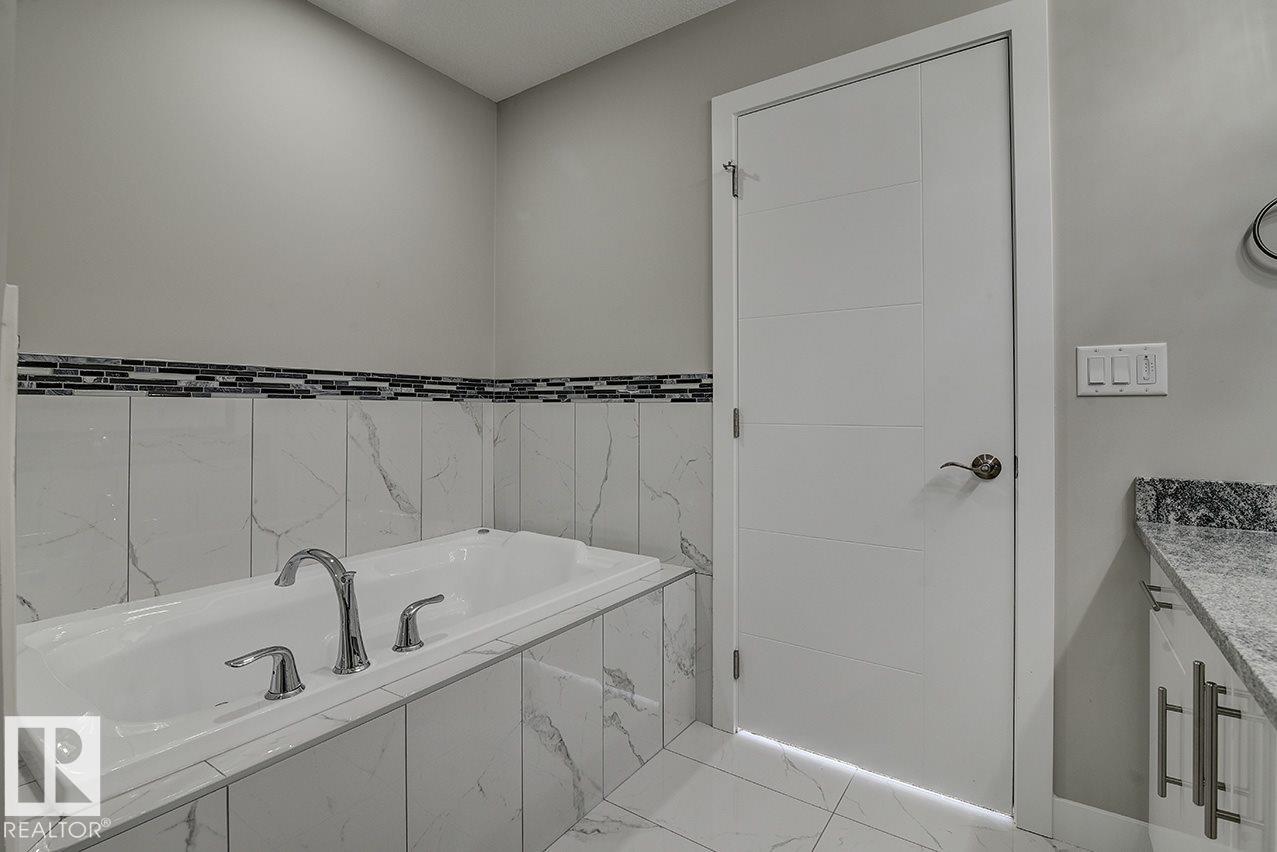 10357 149 ST NW — photo 21