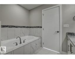10357 149 St Nw, Edmonton, AB T5P1L4 Photo 21