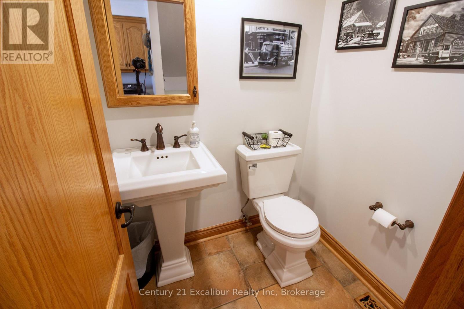 591 WELLINGTON STREET E - 17