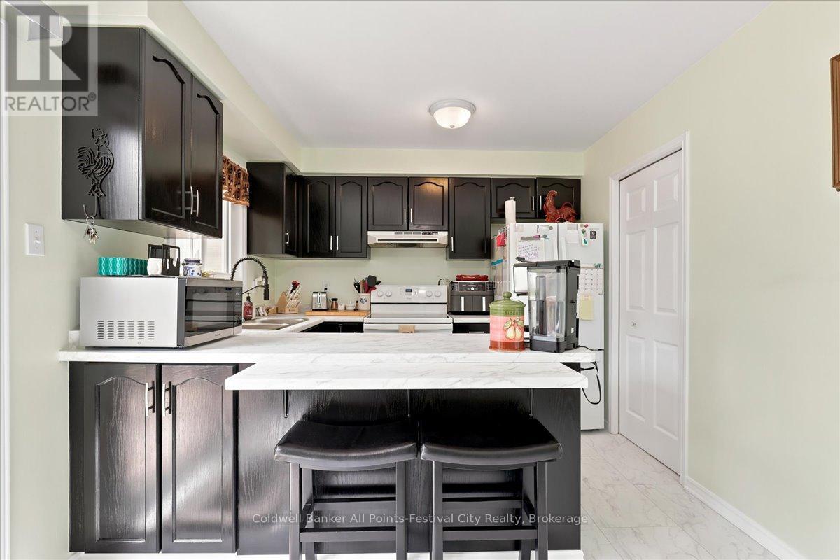 75 EDISON CRESCENT - 15