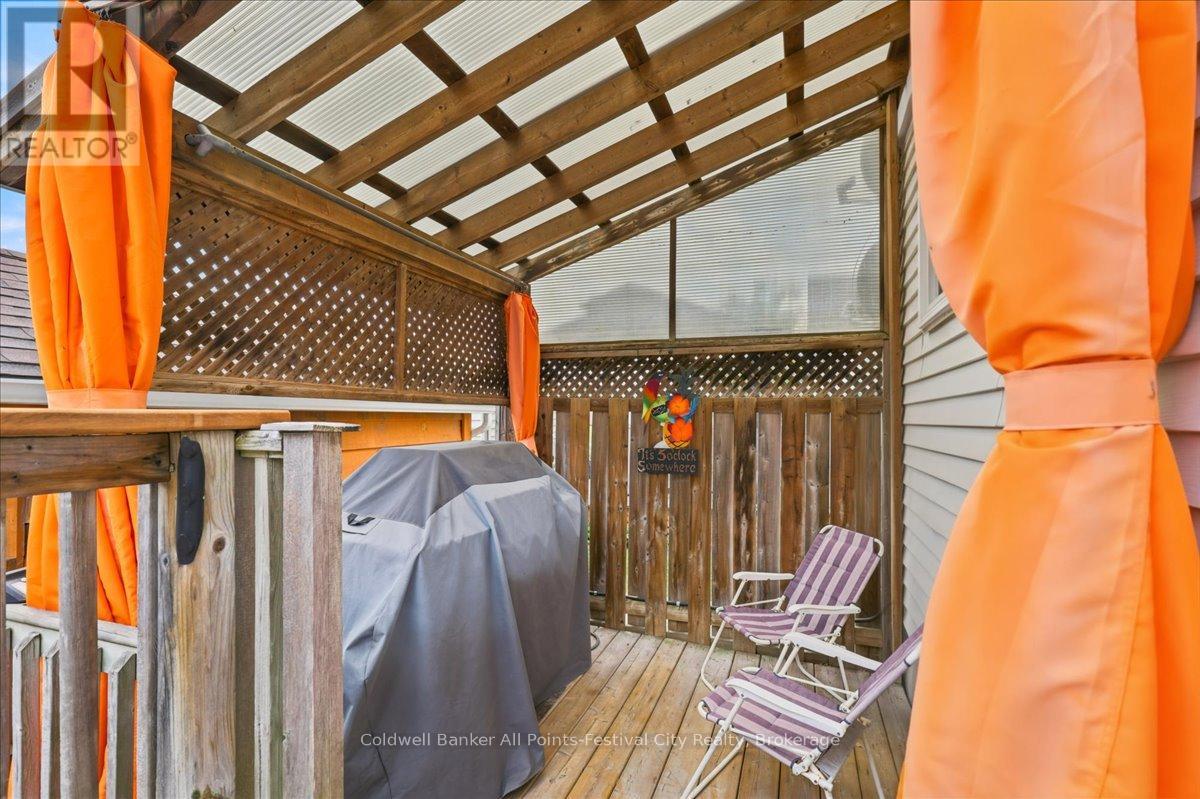 75 EDISON CRESCENT - 32