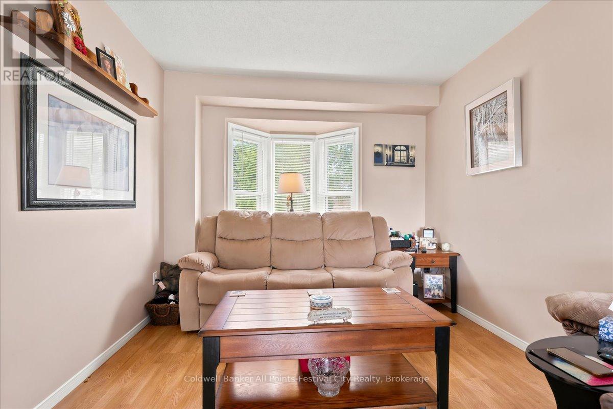 75 EDISON CRESCENT - 9