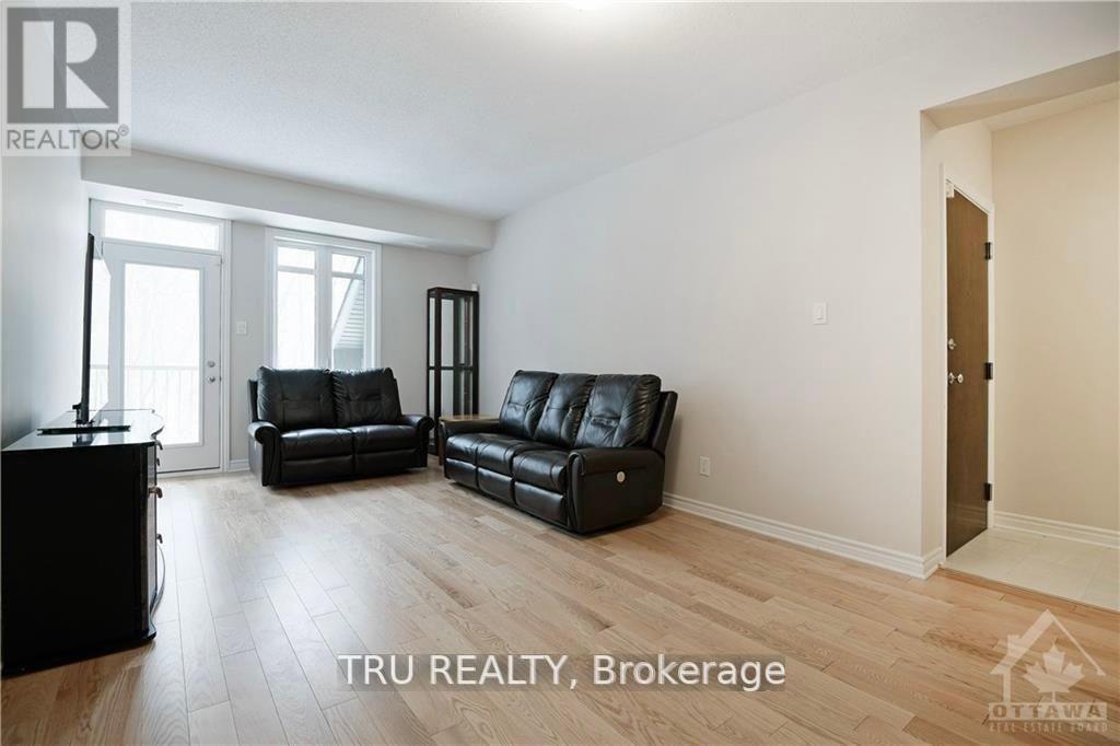 2 Bed, 2 Bath House for Rent in Ottawa – C – 1020 BERYL PRIVATE, Ottawa – MLS# X13514266 - Image 10