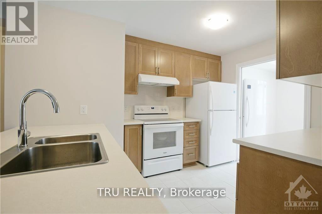 2 Bed, 2 Bath House for Rent in Ottawa – C – 1020 BERYL PRIVATE, Ottawa – MLS# X13514266 - Image 7