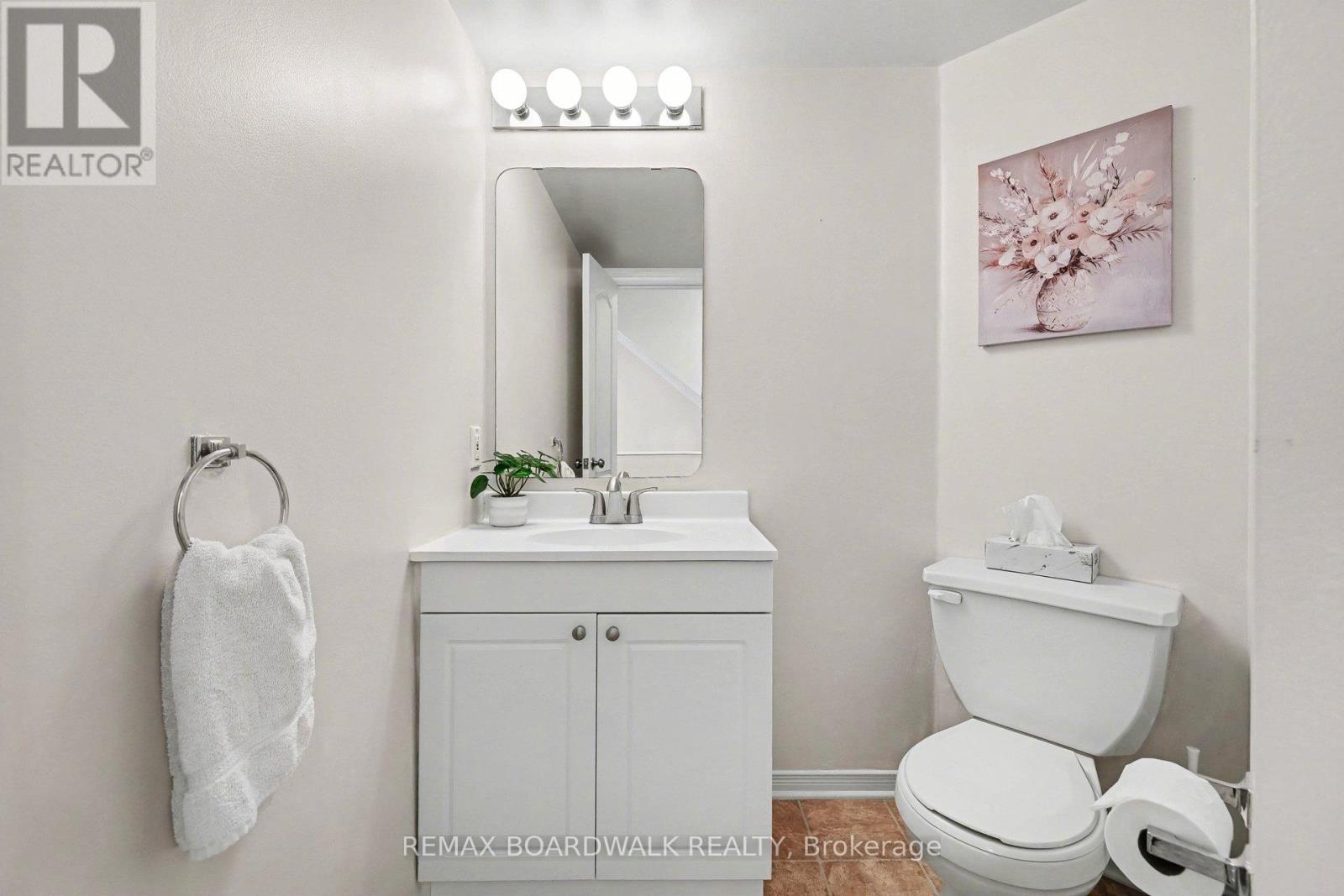 2 Bed, 2 Bath House for Rent in Ottawa – 1607 LOCKSLEY LANE, Ottawa – MLS# X13514388 - Image 13