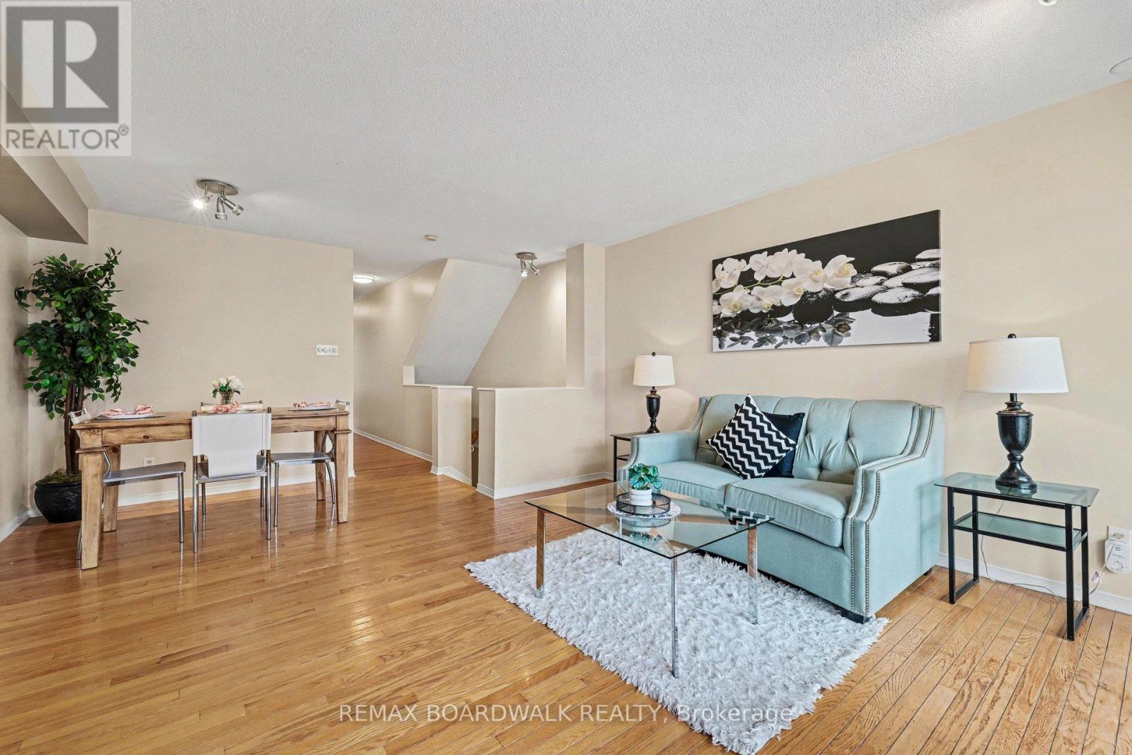 2 Bed, 2 Bath House for Rent in Ottawa – 1607 LOCKSLEY LANE, Ottawa – MLS# X13514388 - Image 15