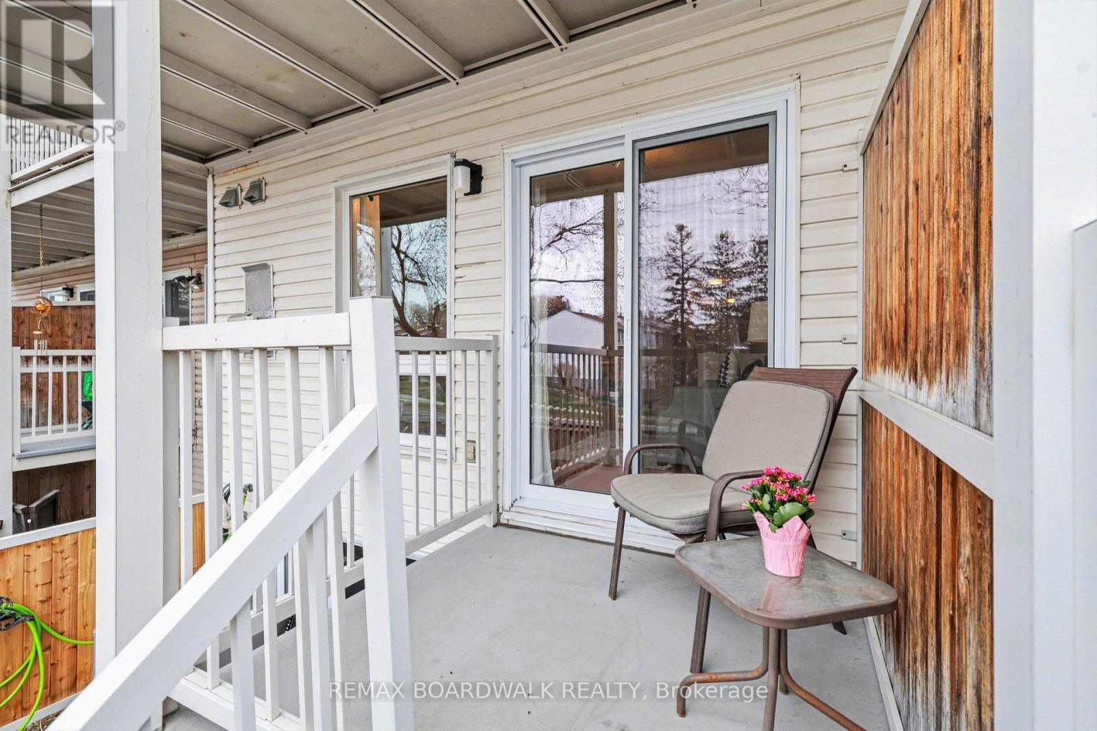 2 Bed, 2 Bath House for Rent in Ottawa – 1607 LOCKSLEY LANE, Ottawa – MLS# X13514388 - Image 22