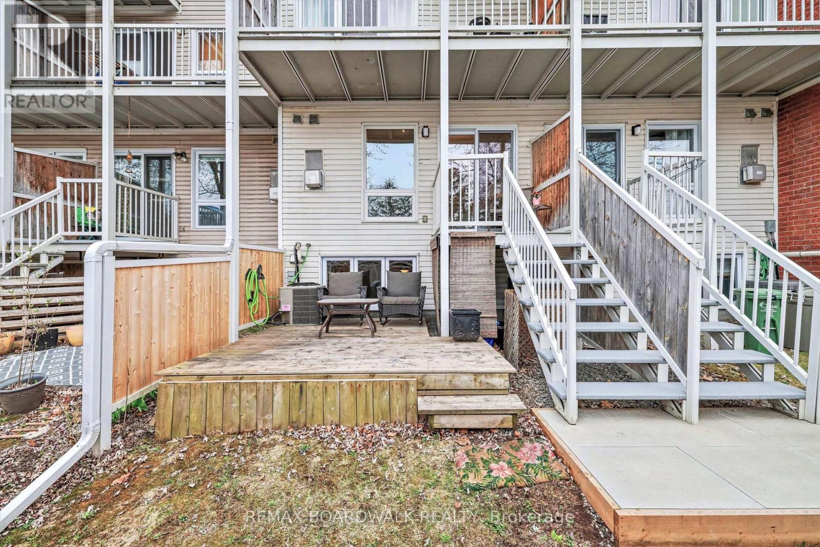 2 Bed, 2 Bath House for Rent in Ottawa – 1607 LOCKSLEY LANE, Ottawa – MLS# X13514388 - Image 23