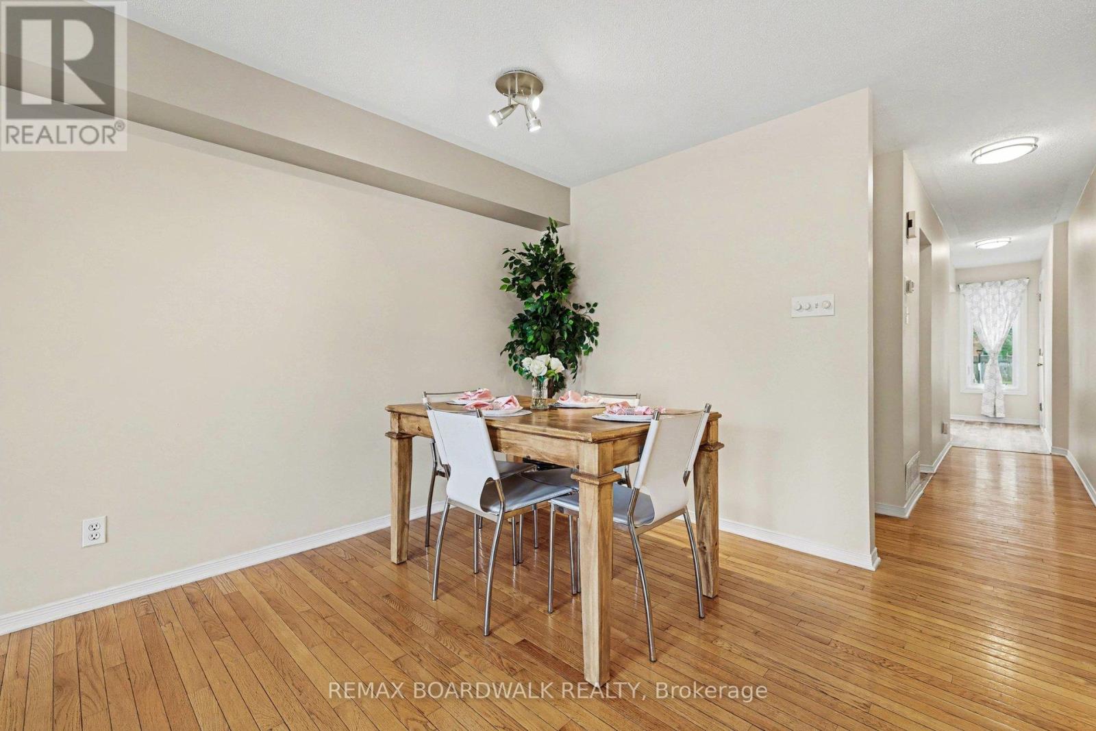 2 Bed, 2 Bath House for Rent in Ottawa – 1607 LOCKSLEY LANE, Ottawa – MLS# X13514388 - Image 7