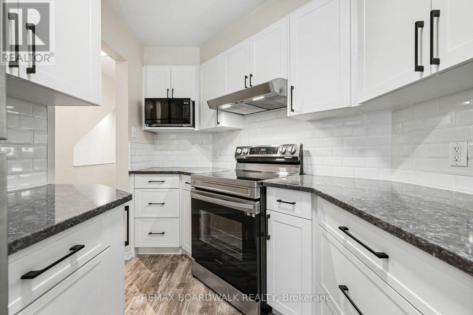 2 Bed, 2 Bath House for Rent in Ottawa – 1607 LOCKSLEY LANE, Ottawa – MLS# X13514388 - Image 8