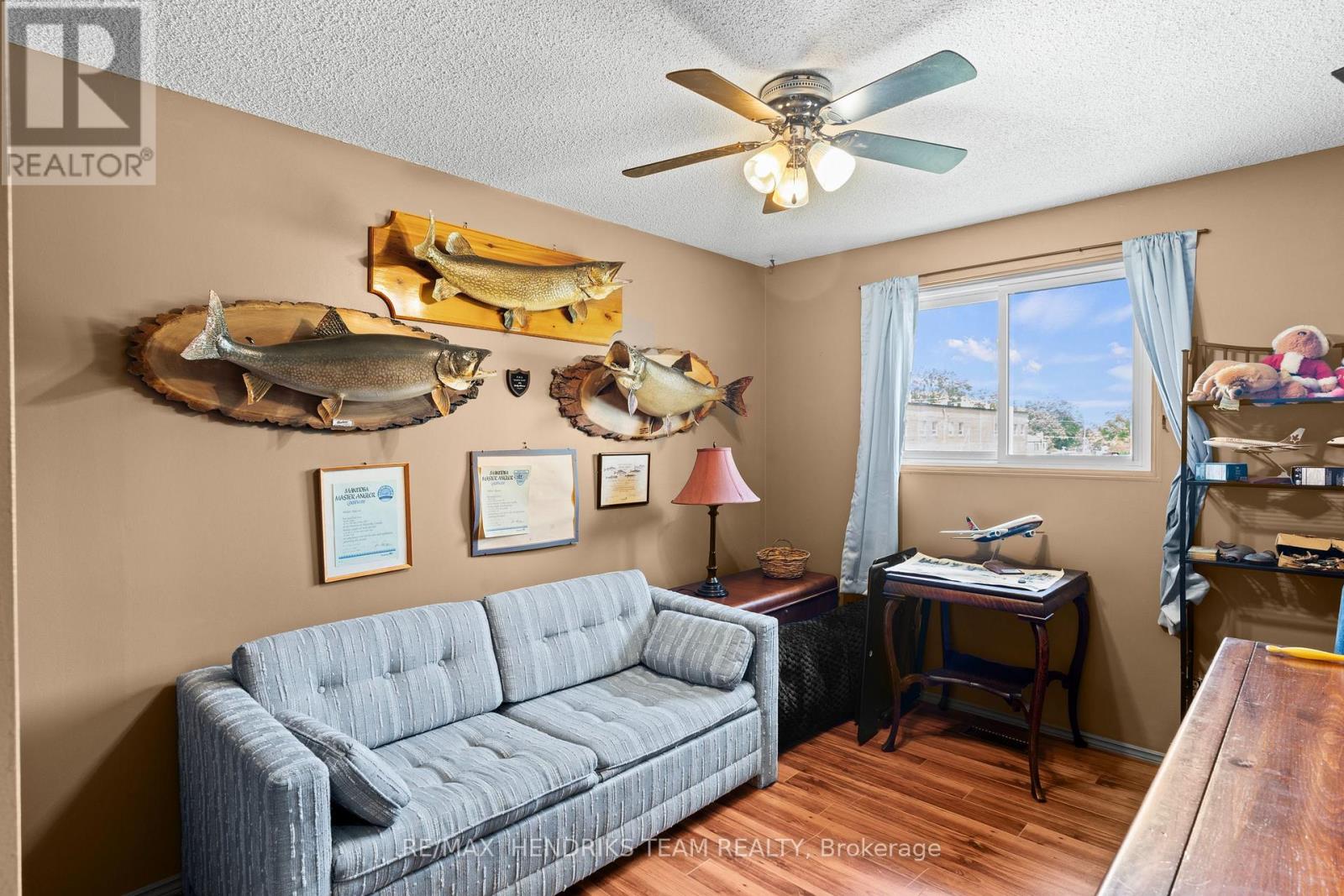 #20 64 FORSTER STREET - 18