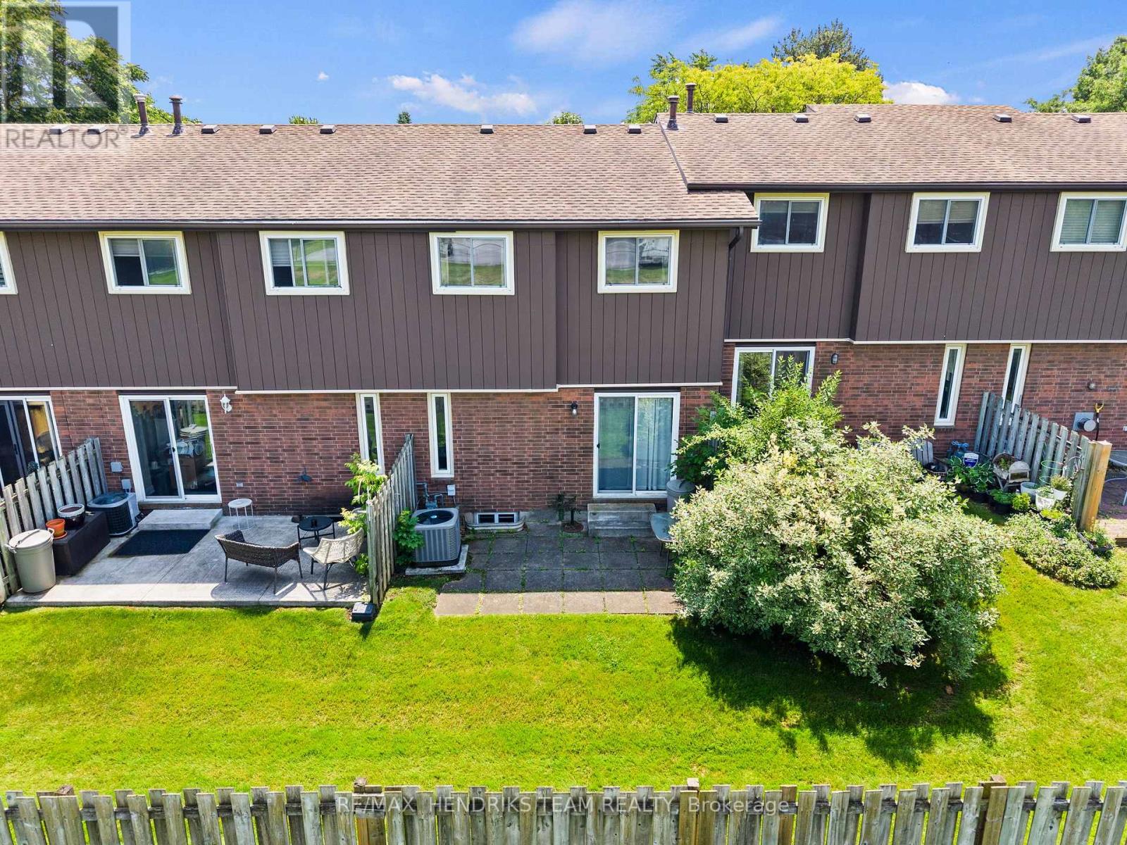 #20 64 FORSTER STREET - 28
