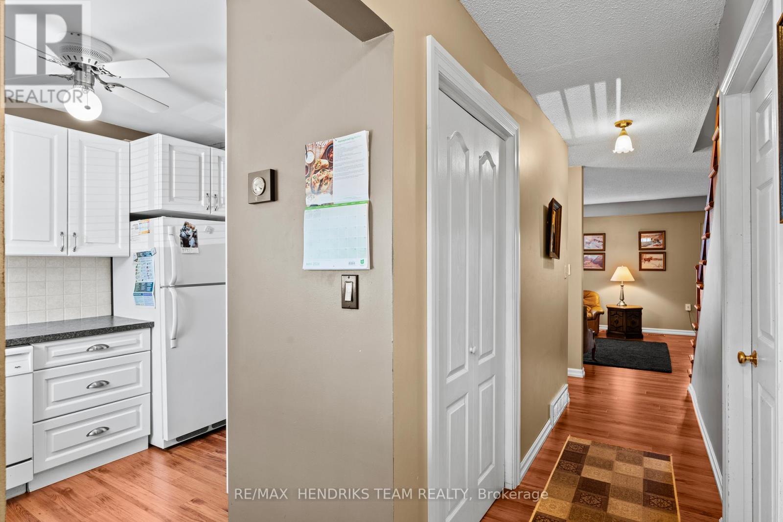 #20 64 FORSTER STREET - 3