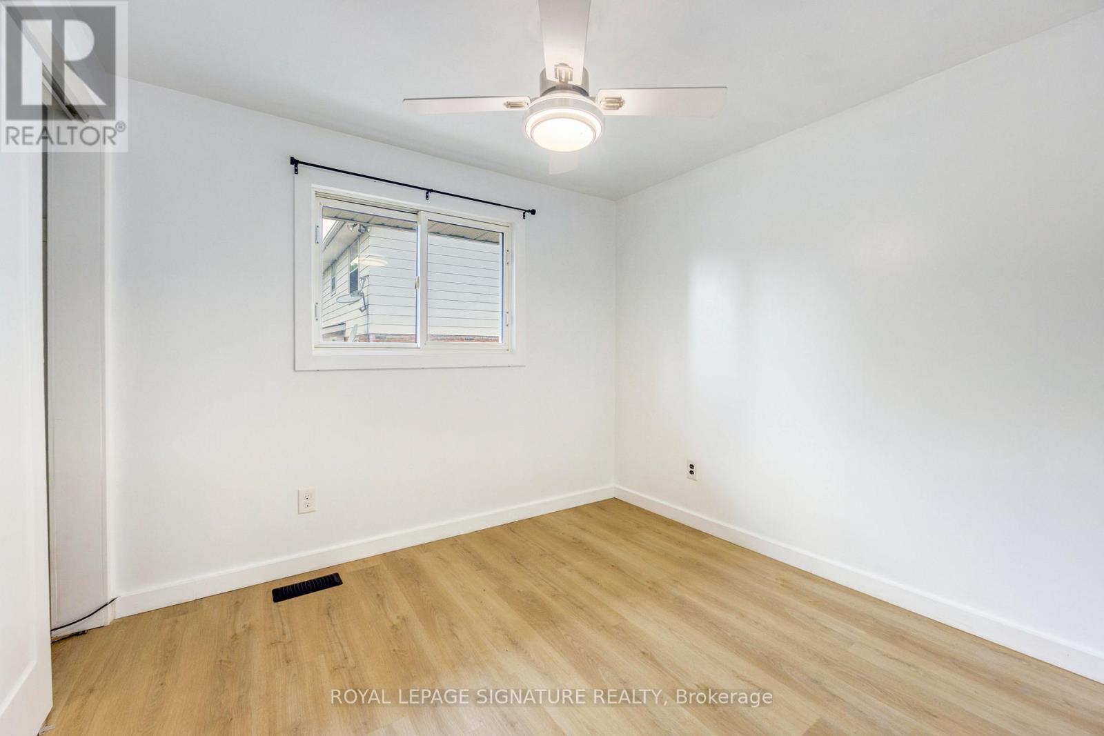 685 AMESBURY COURT - 18