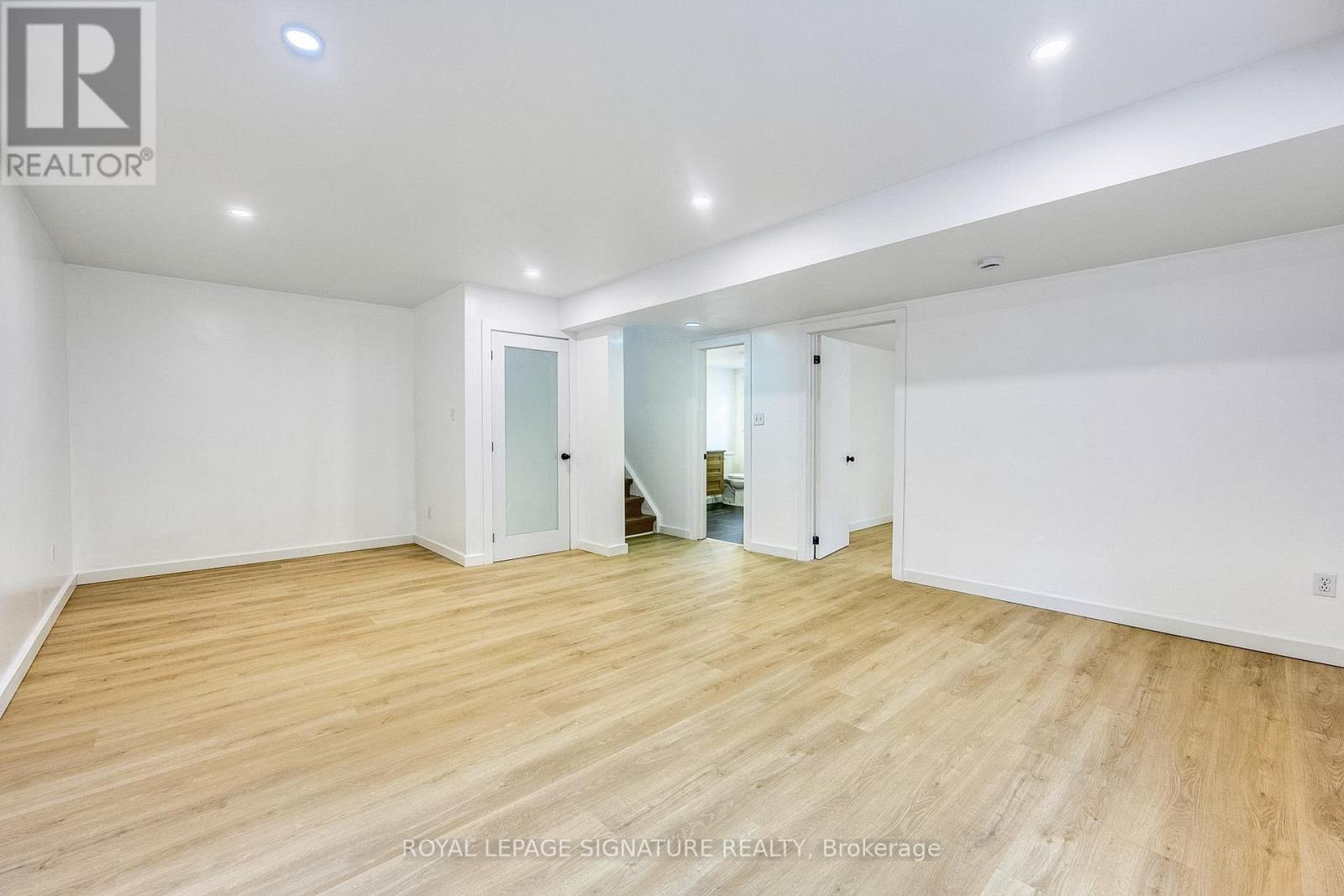 685 AMESBURY COURT - 20