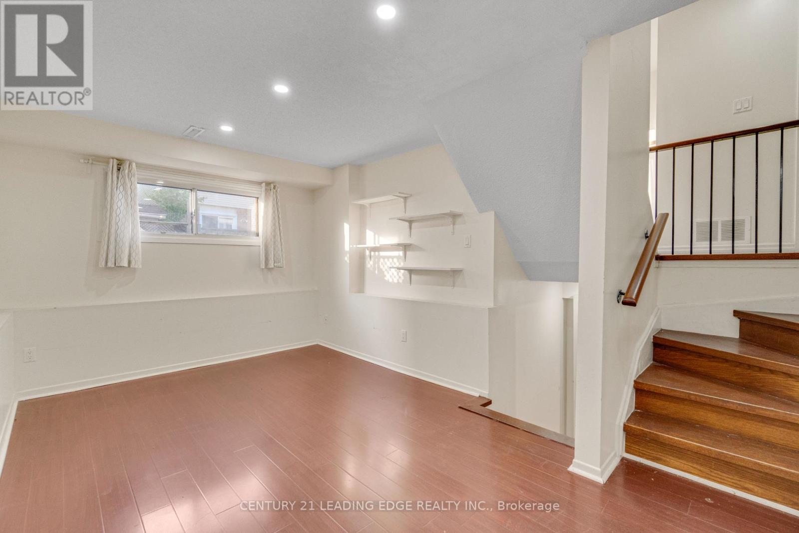 5 KIMBERCROFT COURT - 12