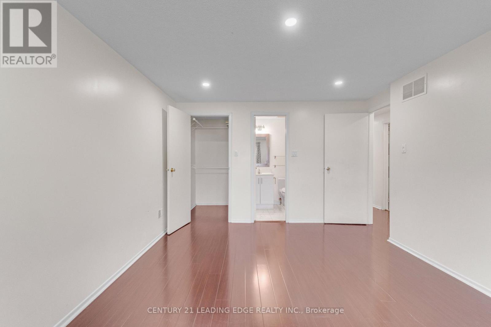 5 KIMBERCROFT COURT - 21