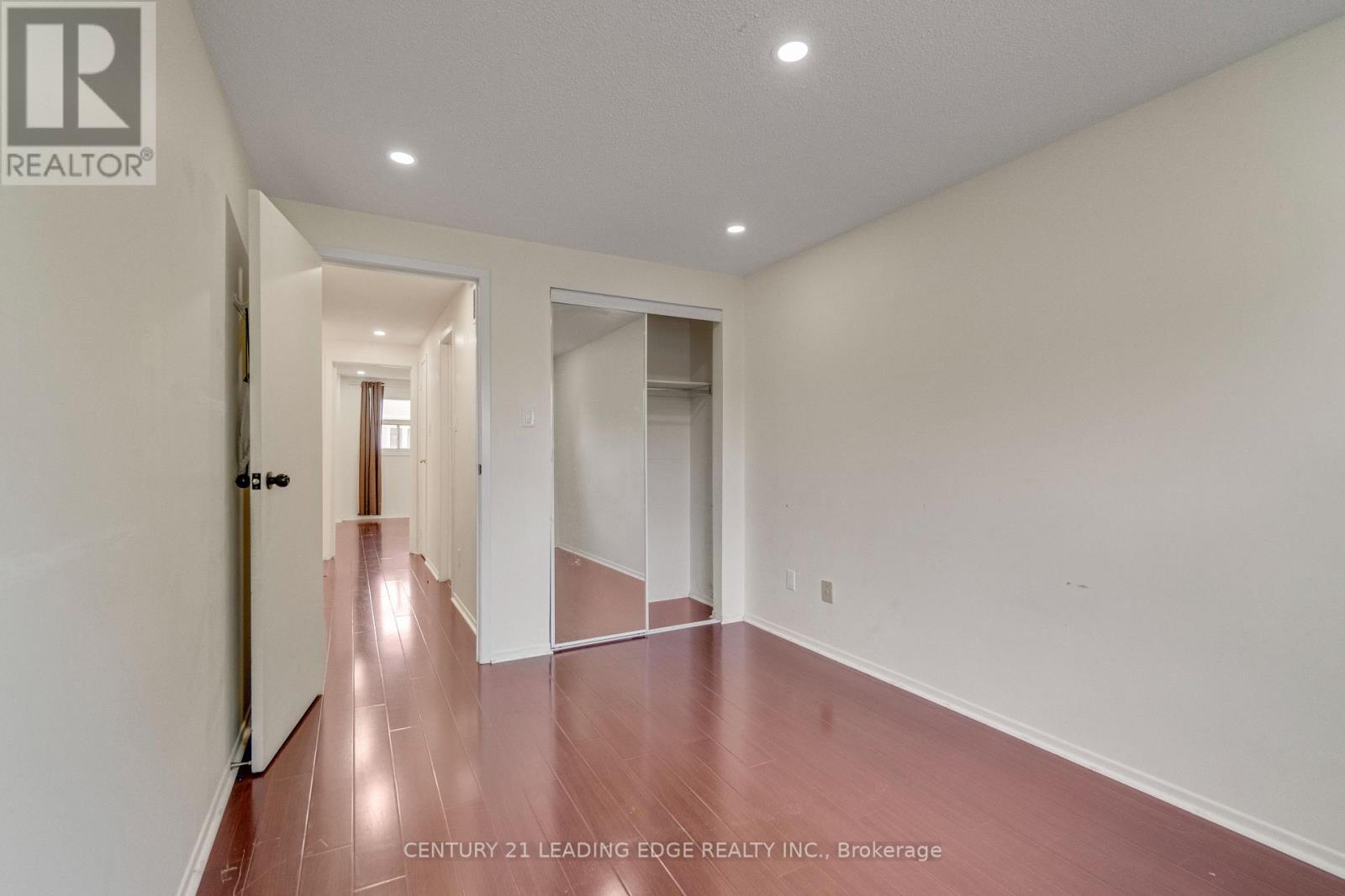 5 KIMBERCROFT COURT - 24