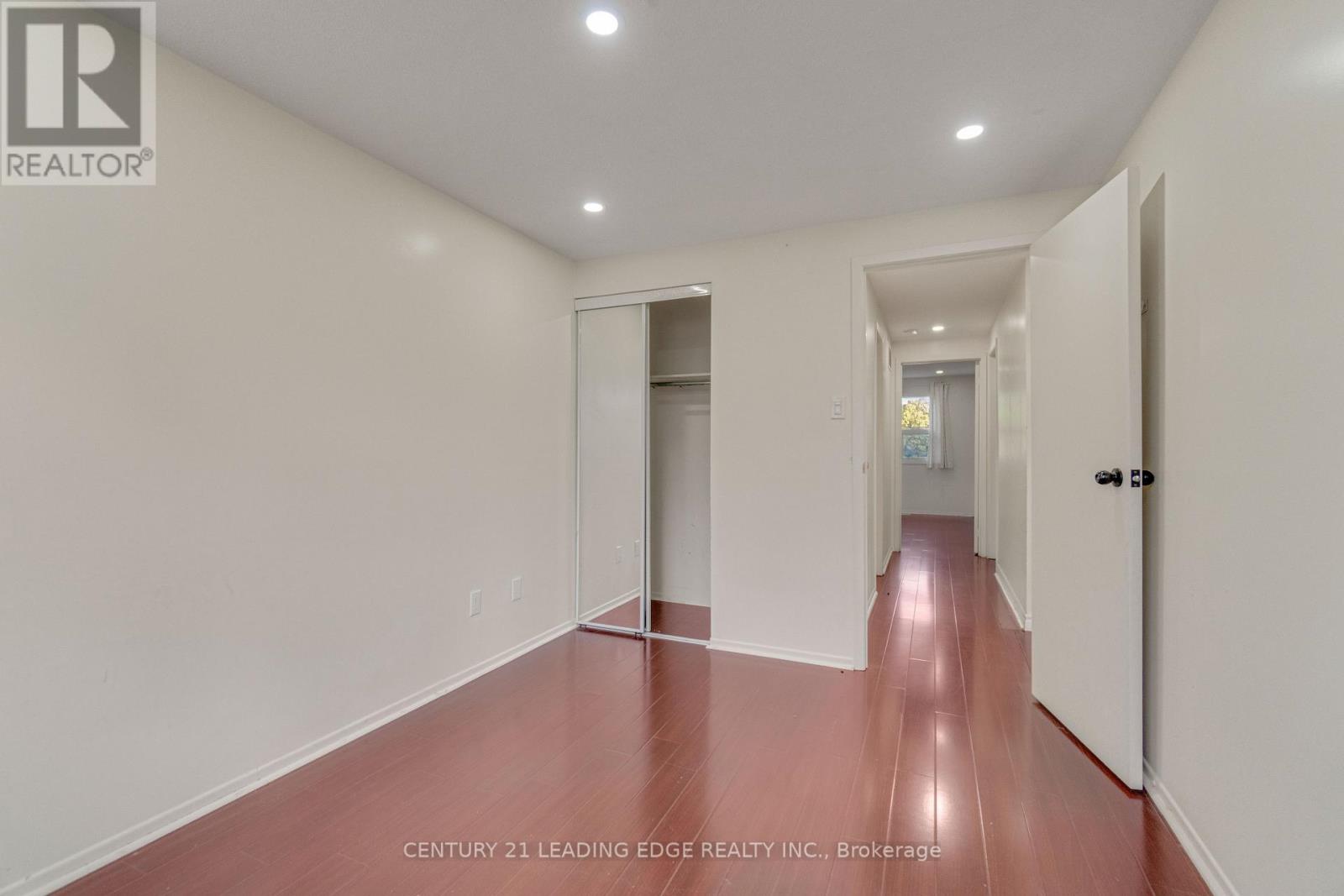 5 KIMBERCROFT COURT - 27