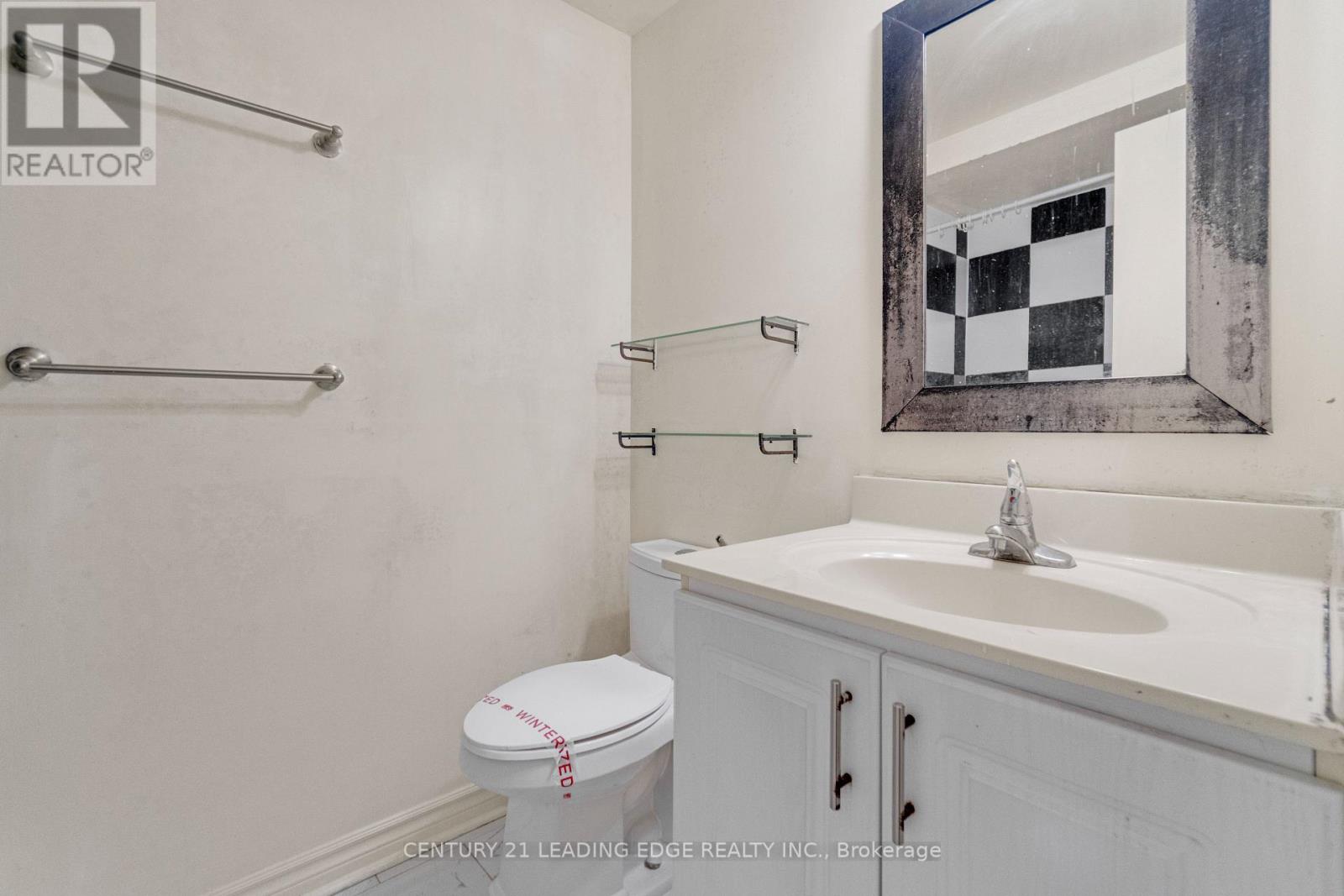 5 KIMBERCROFT COURT - 28