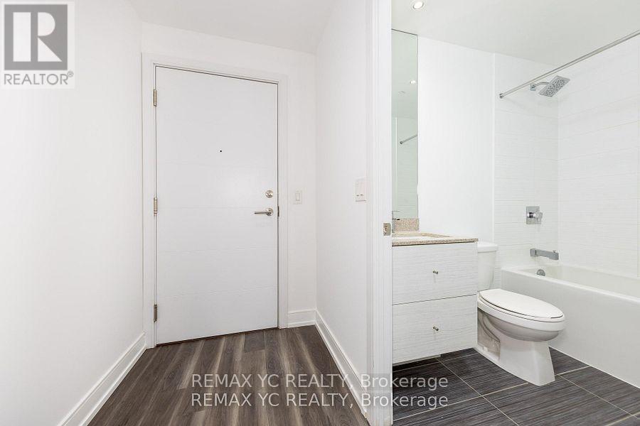 #217 525 ADELAIDE STREET W - 11