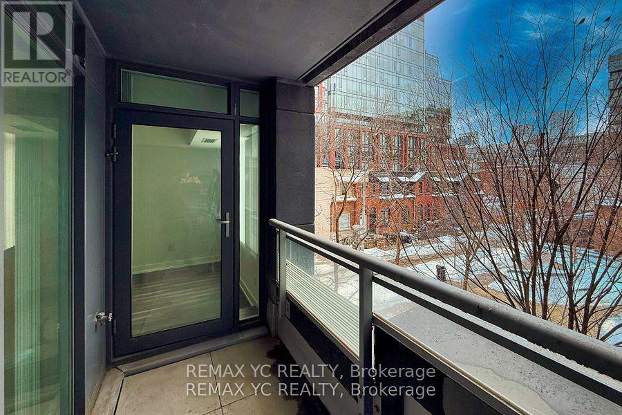 #217 525 ADELAIDE STREET W - 20