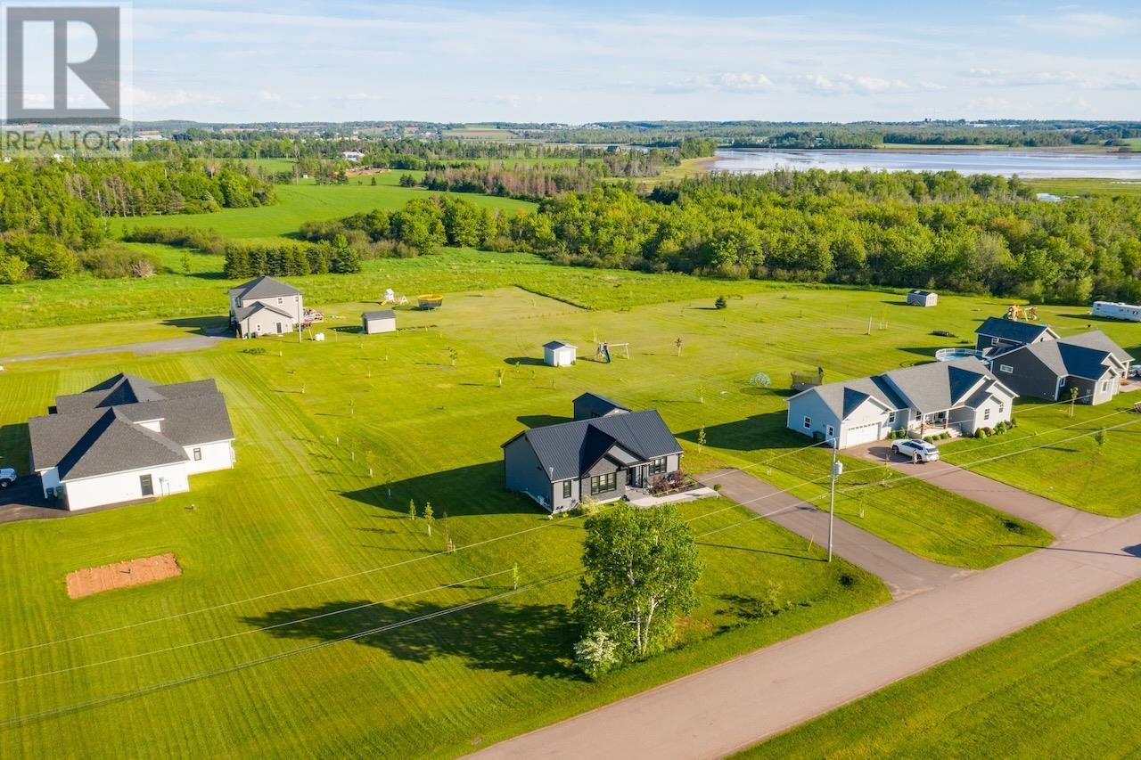 782 CITY VIEW Drive - 1
