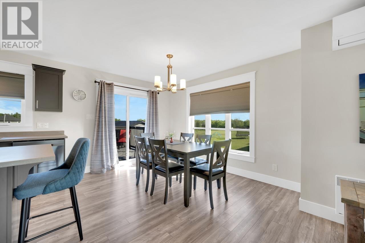 782 CITY VIEW Drive - 12