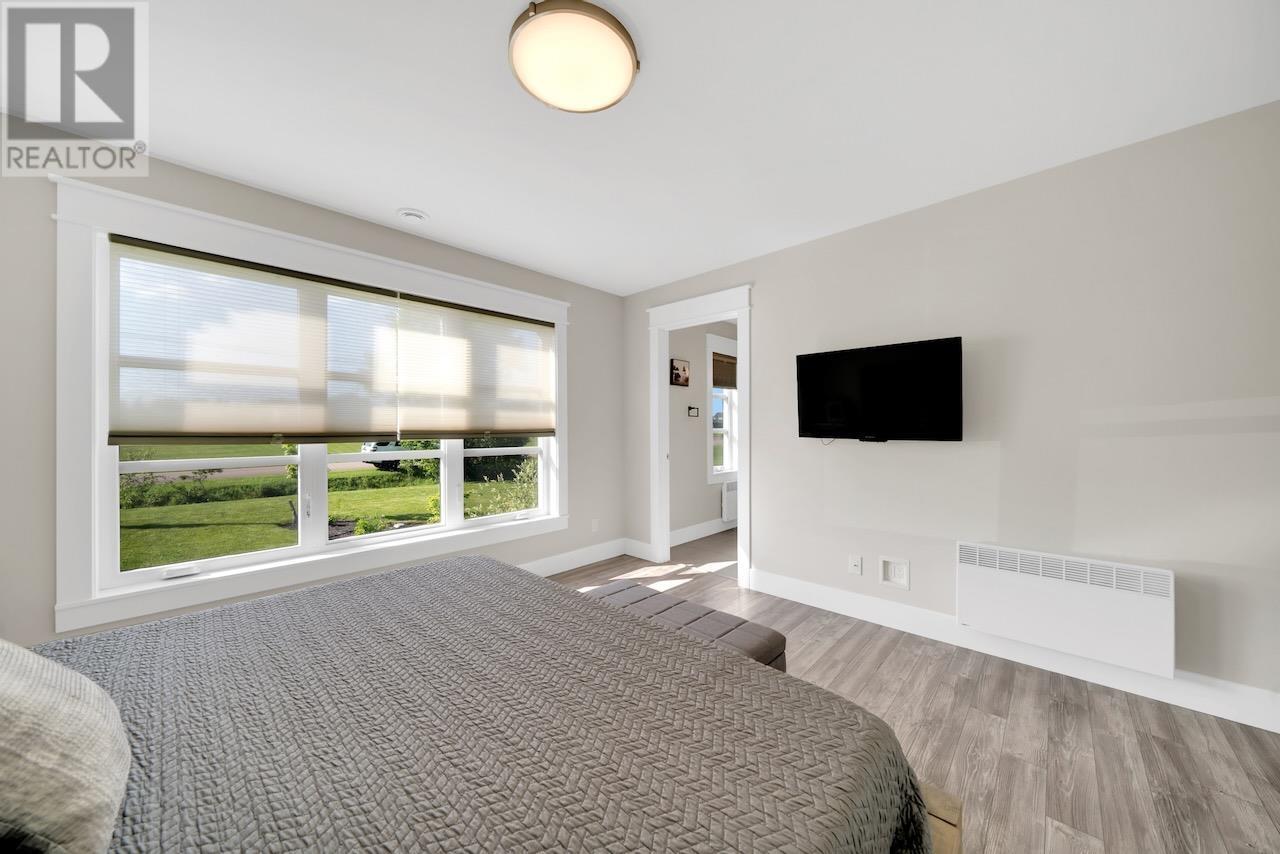 782 CITY VIEW Drive - 23
