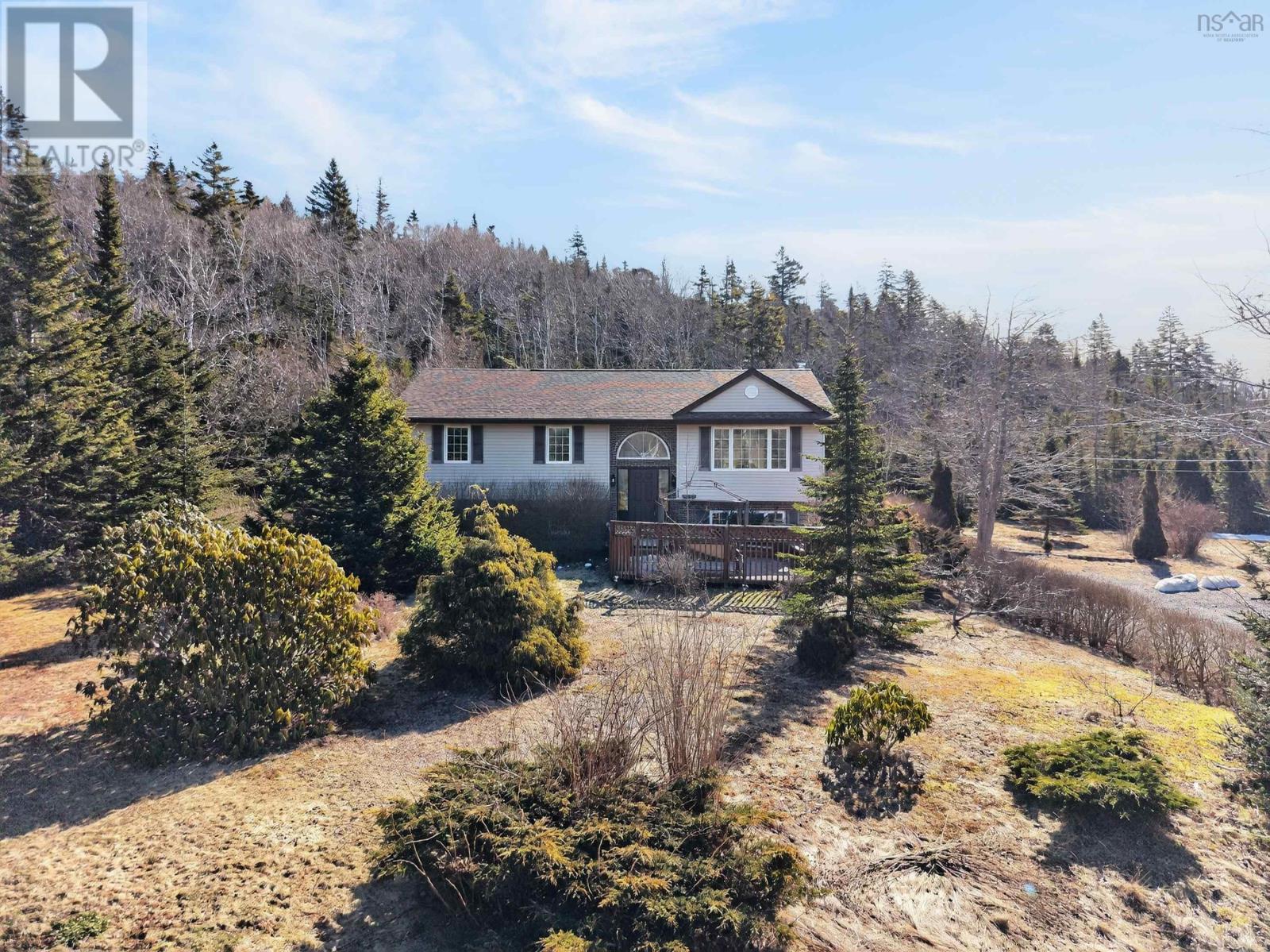 38 Charles Mead Drive - 35