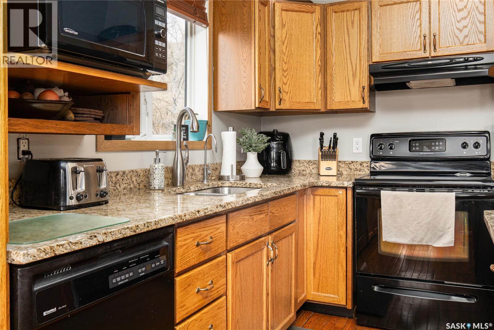 25 Alice CRESCENT - 12