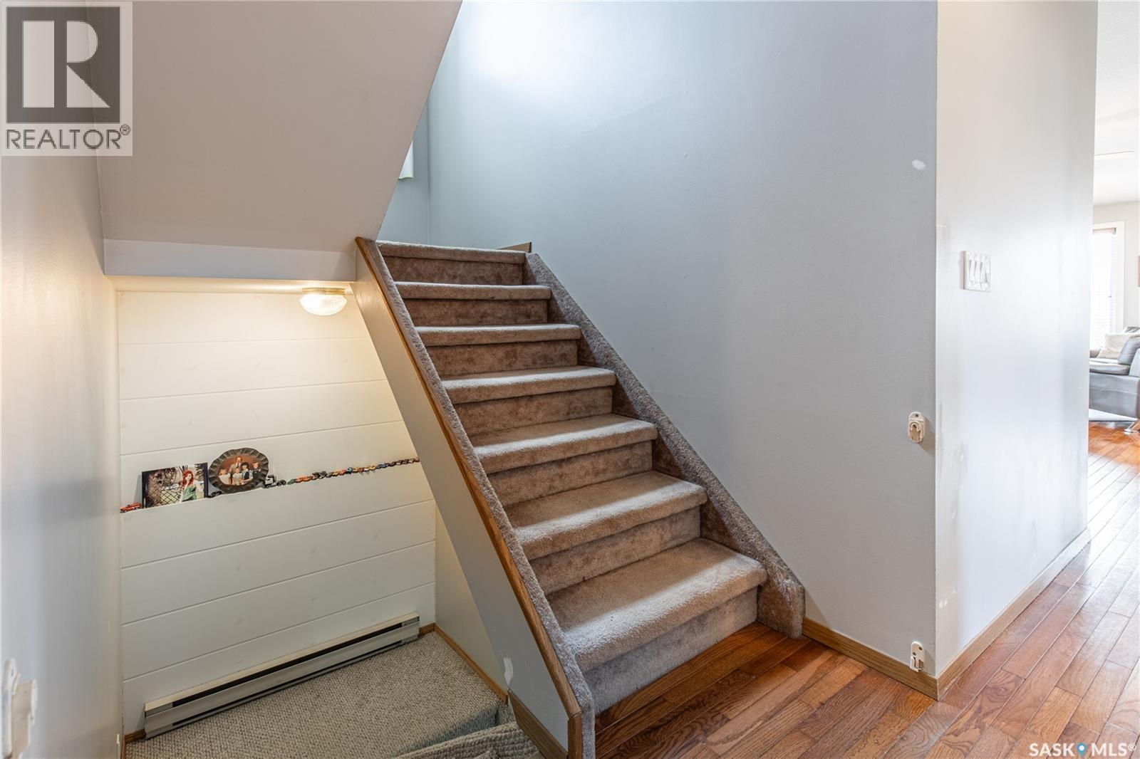 25 Alice CRESCENT - 27