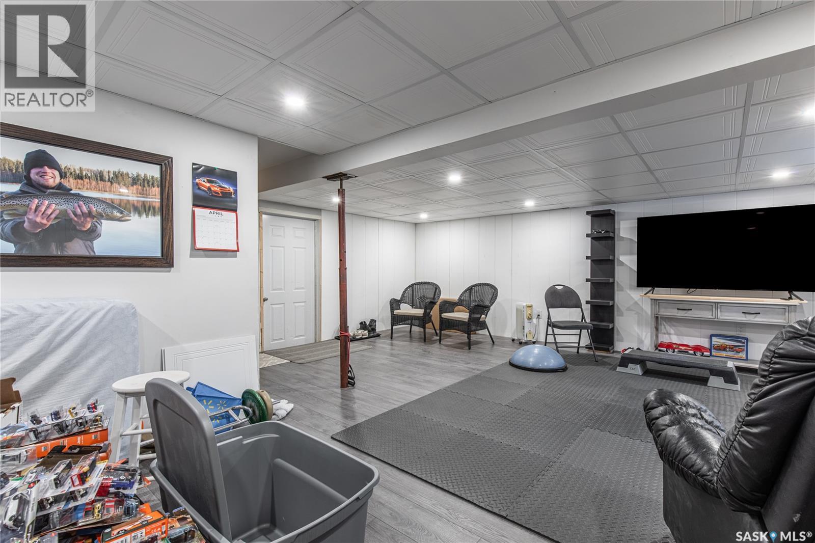 25 Alice CRESCENT - 31