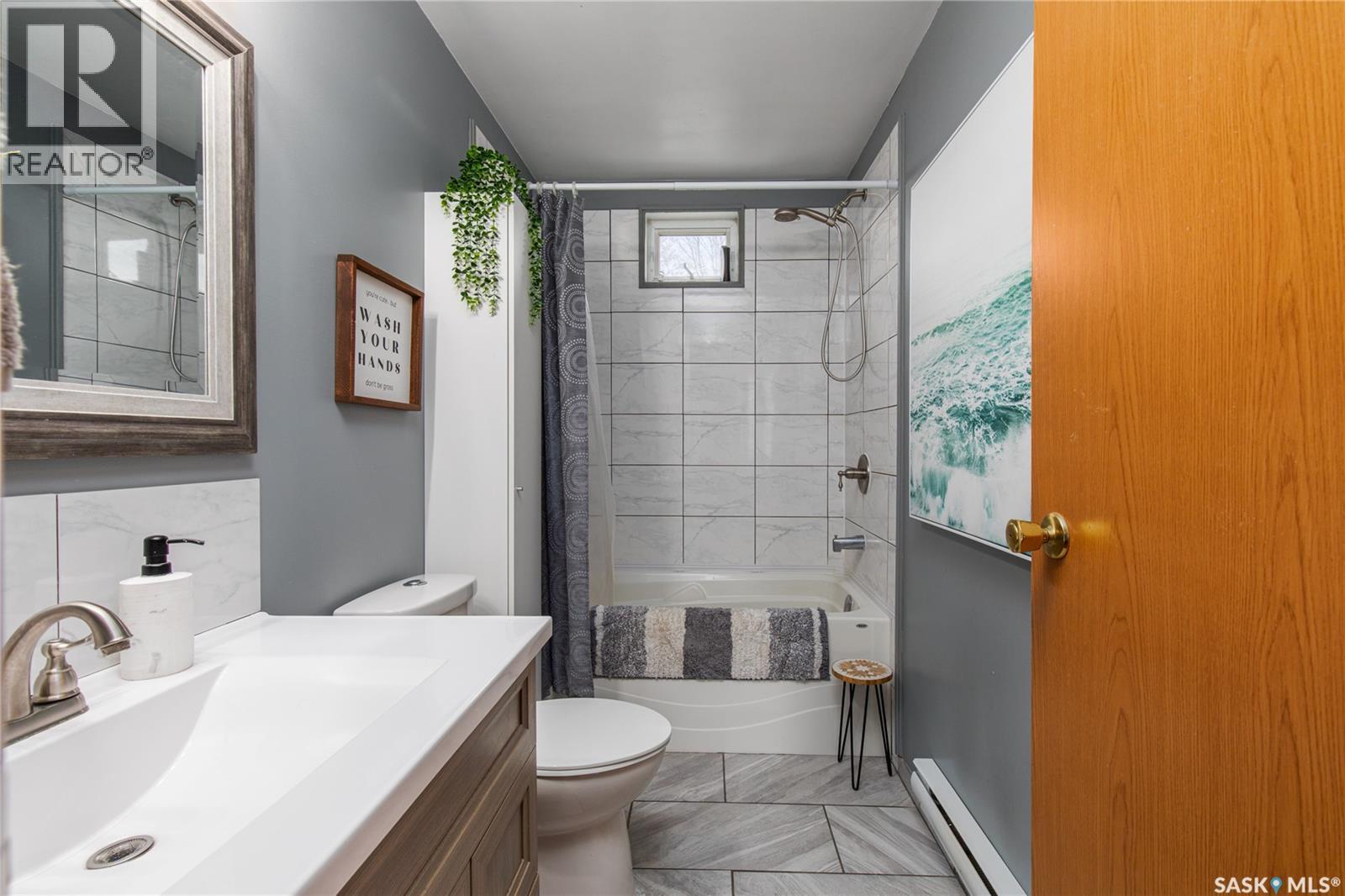 25 Alice CRESCENT - 20
