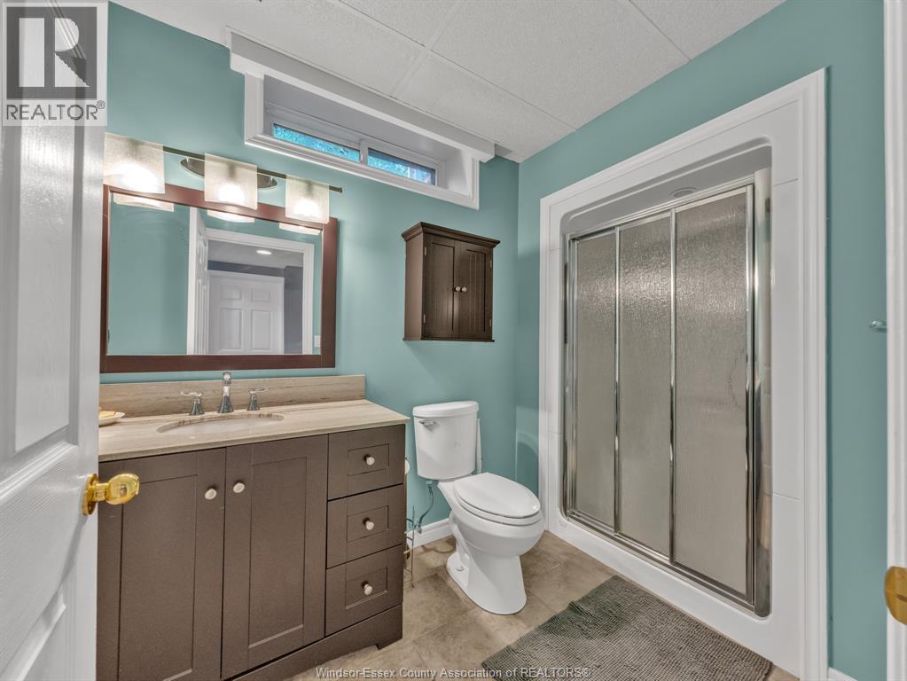 205 WOODLAND DRIVE - 50