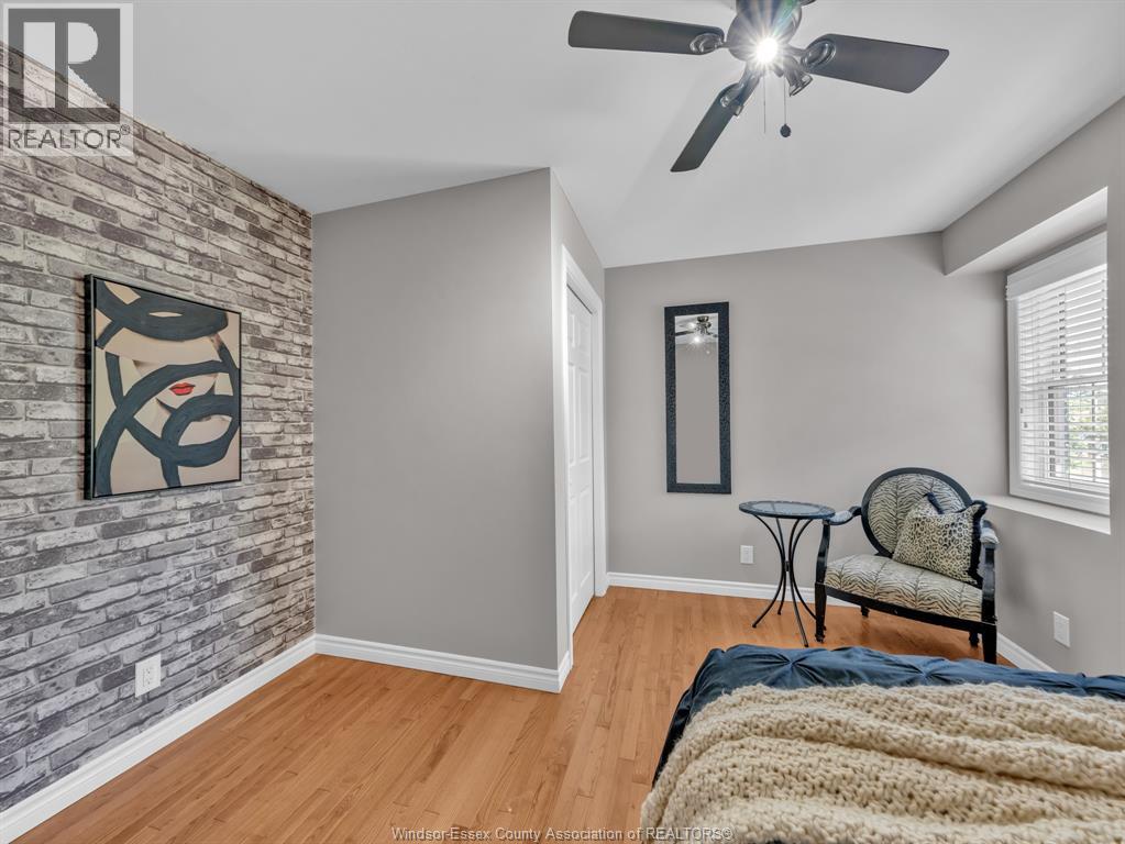 205 WOODLAND DRIVE - 37