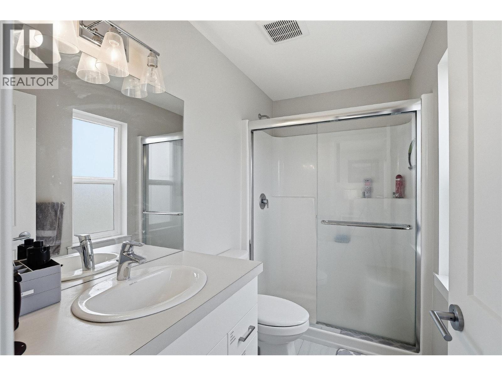 #102 2045 Stagecoach Drive - 28
