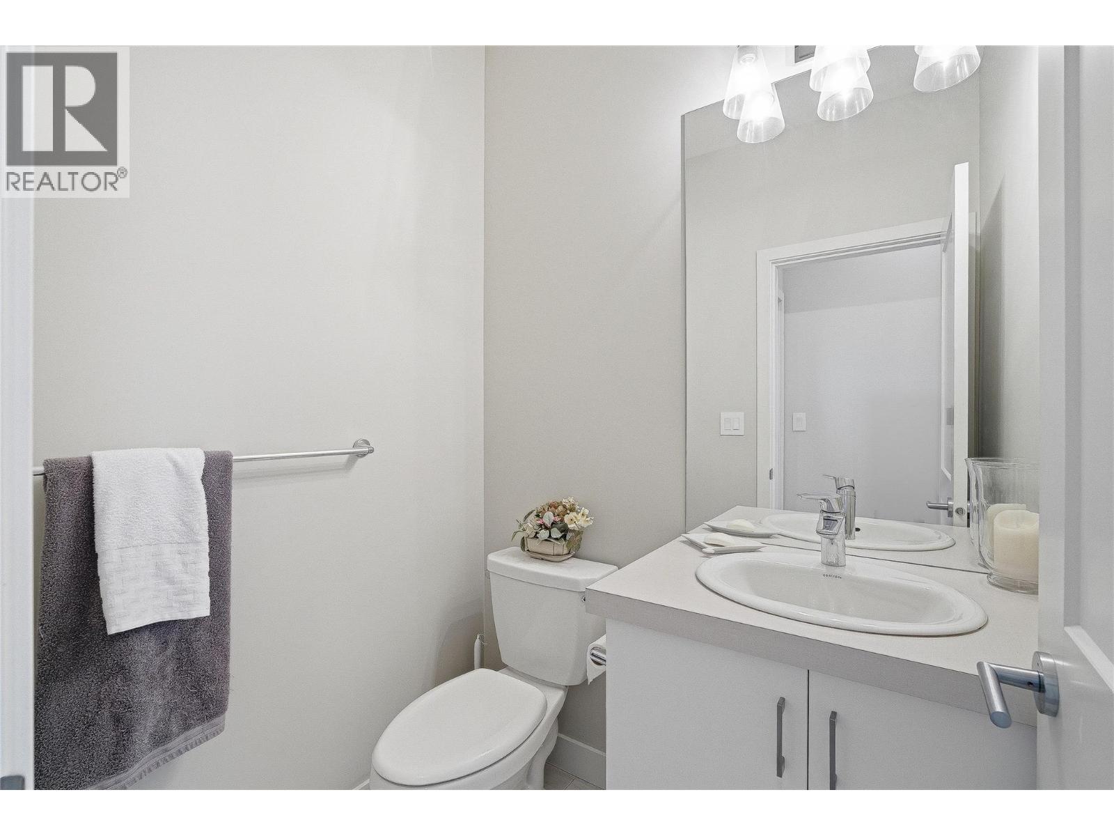 #102 2045 Stagecoach Drive - 32