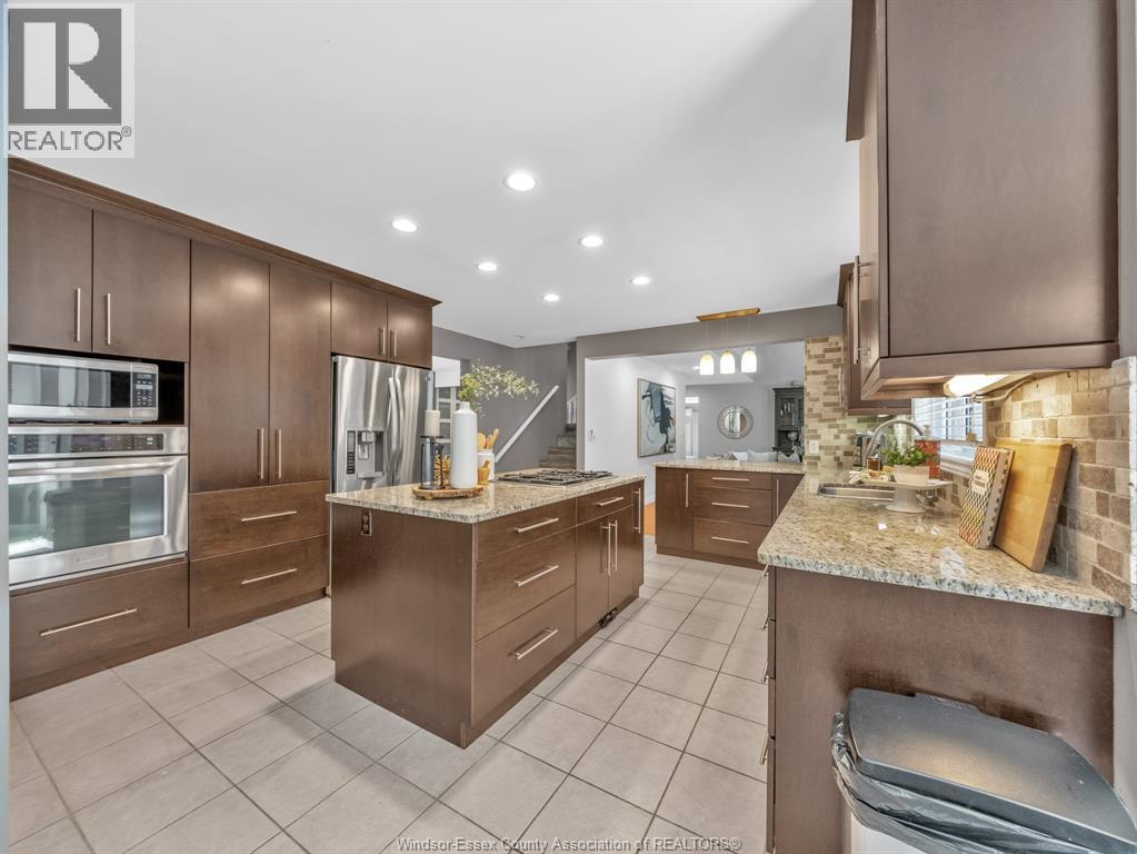 205 WOODLAND DRIVE - 25